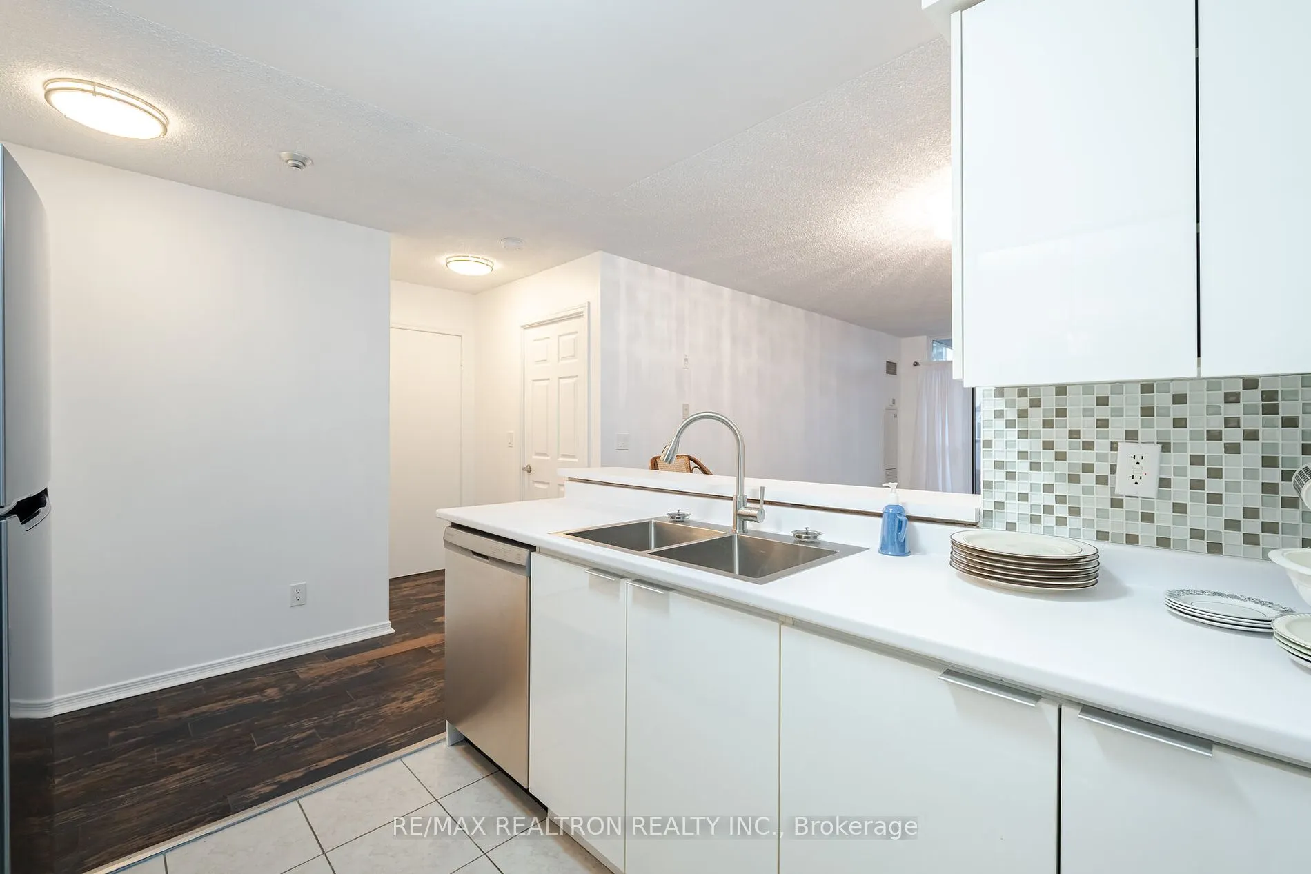 3650 Kingston Rd, #203
