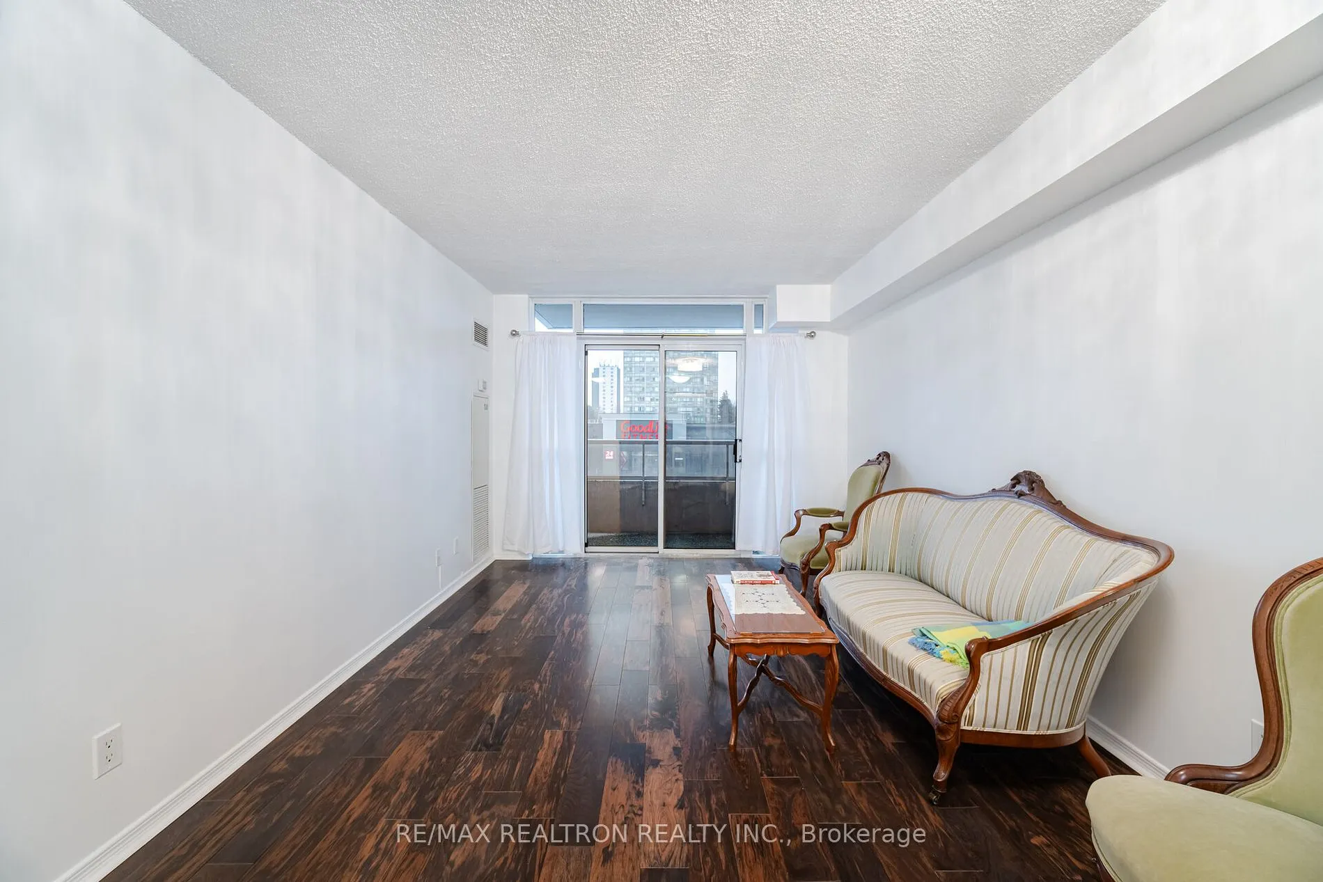 3650 Kingston Rd, #203