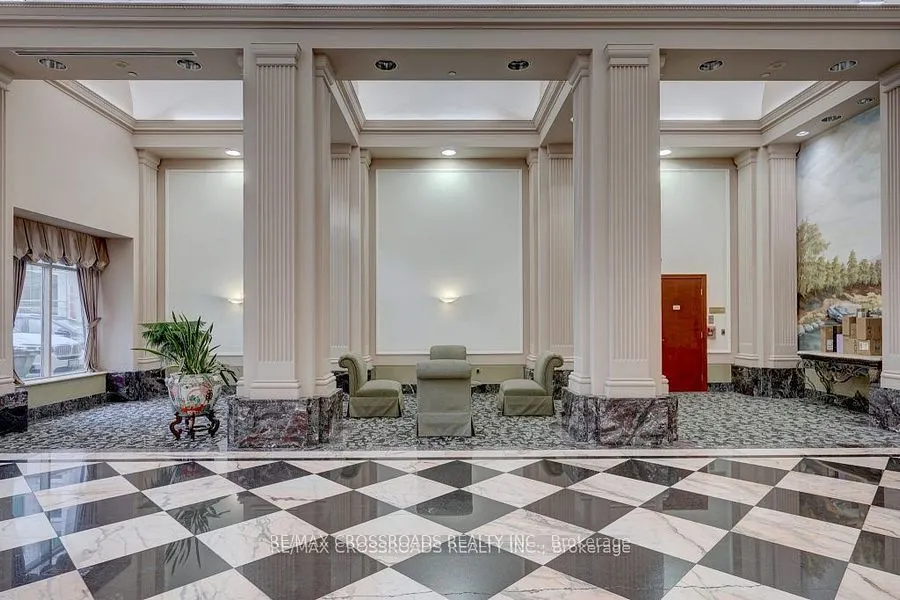 1 Lee Centre Dr, #1709