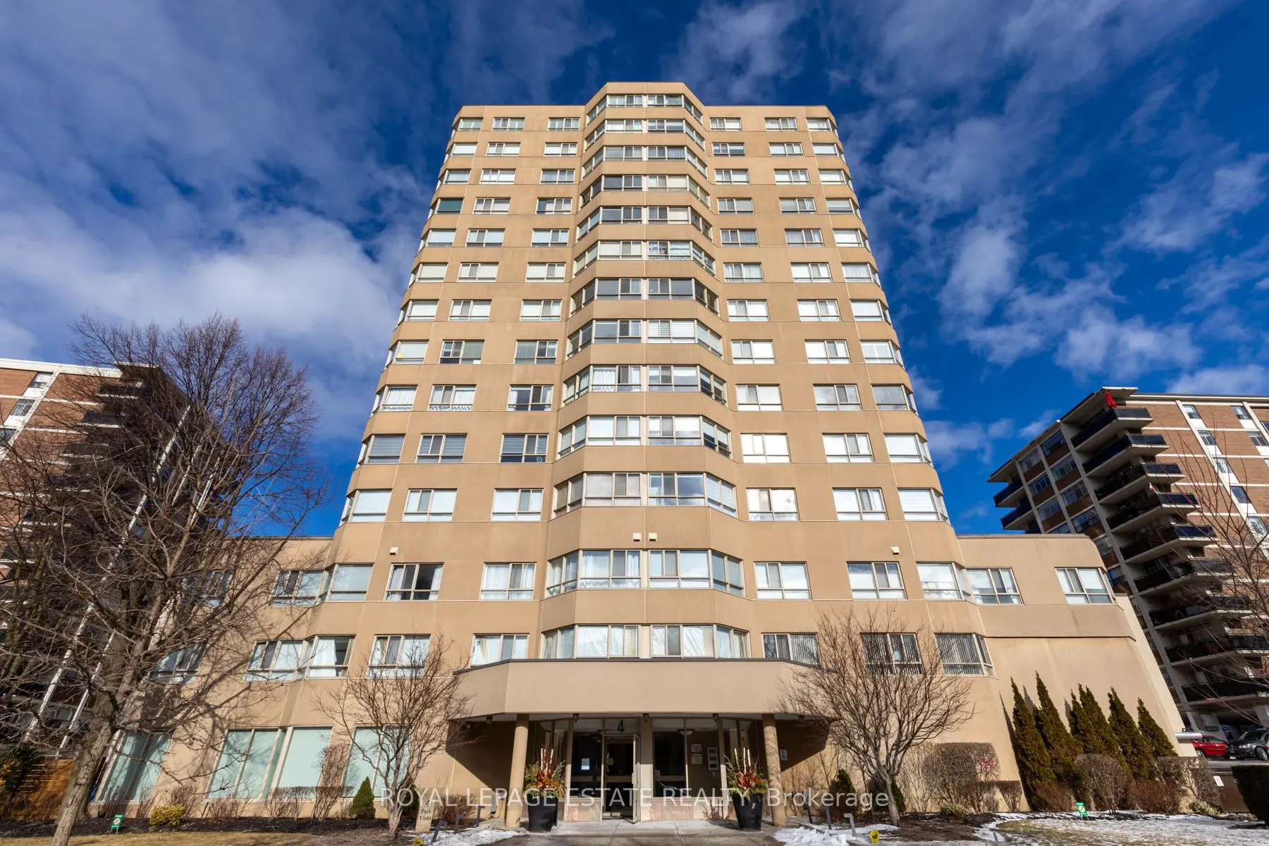 4 Park Vista Drive, #604