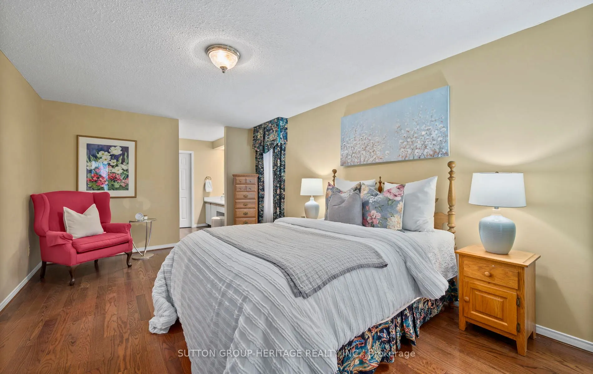 1242 Barnwood Sq