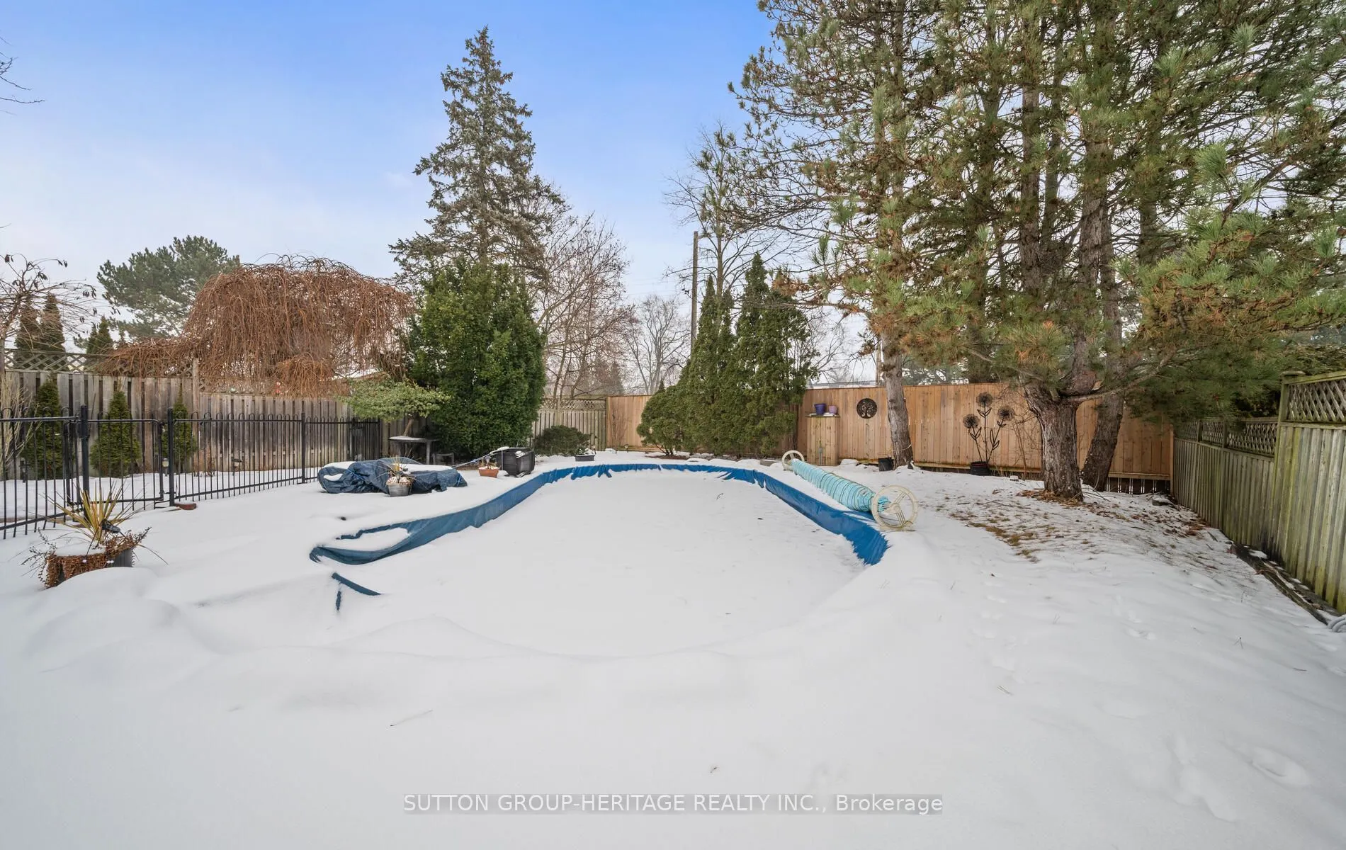 1242 Barnwood Sq