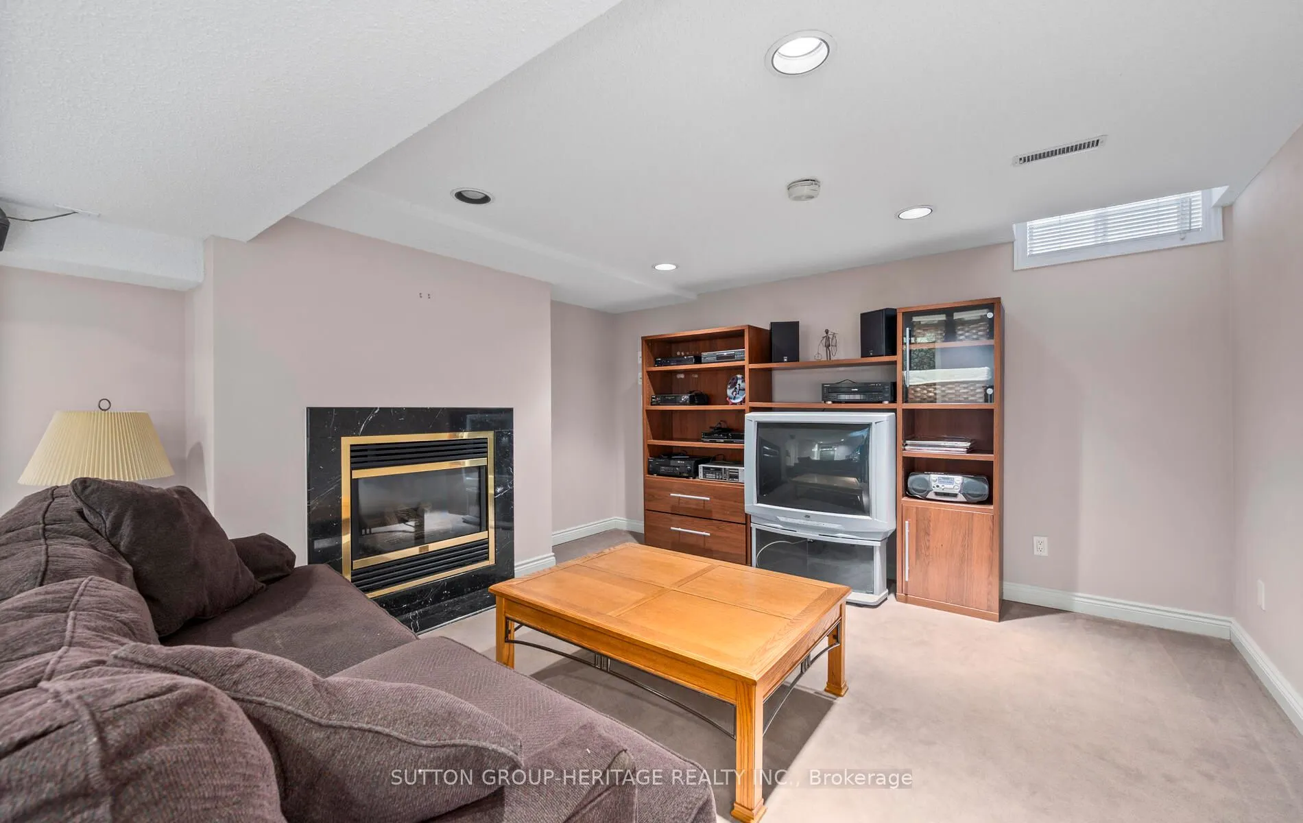 1242 Barnwood Sq