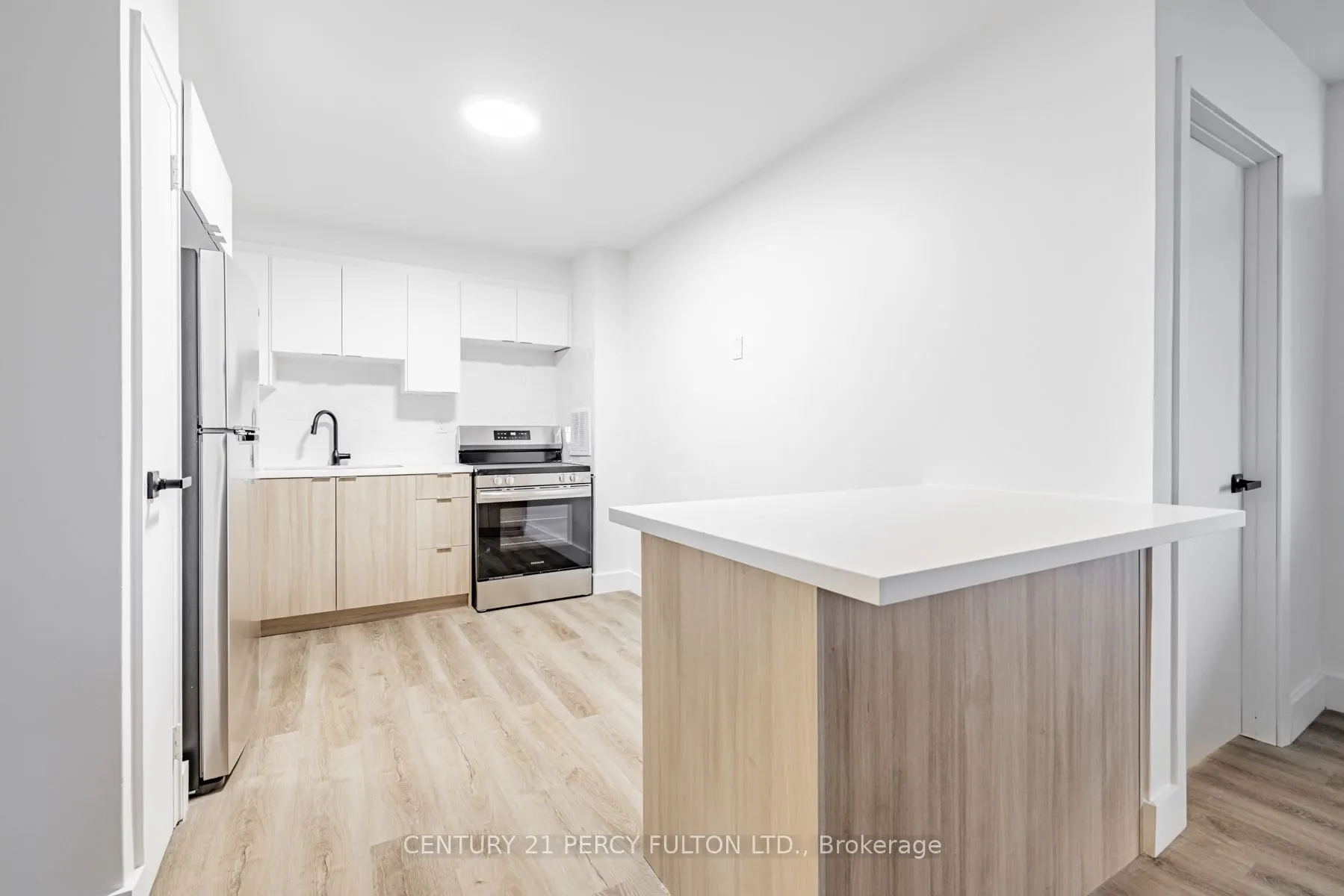 2 Park Vista Dr, #702