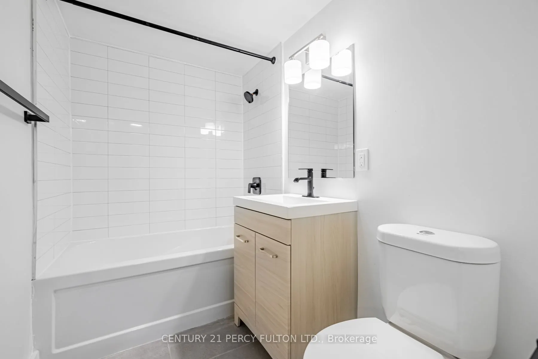 2 Park Vista Dr, #702