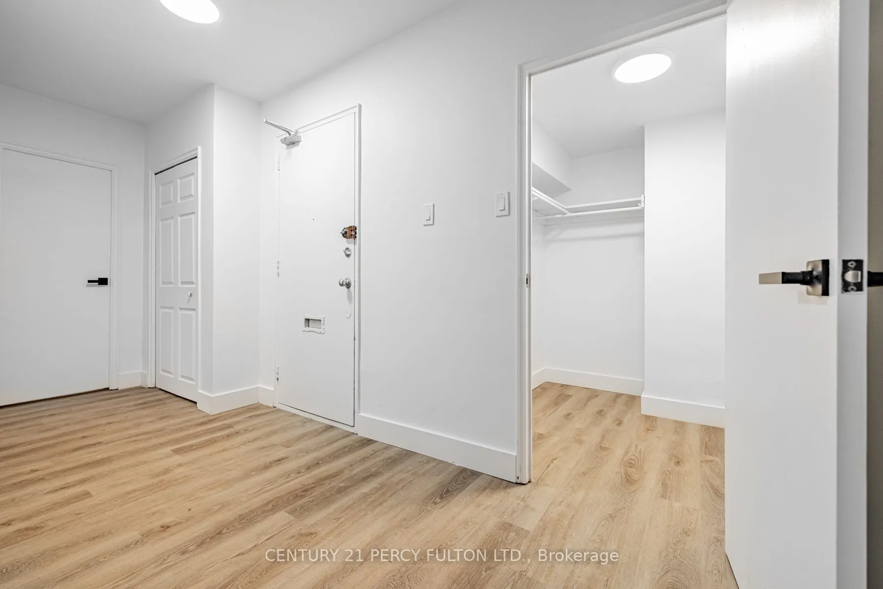 2 Park Vista Dr, #702