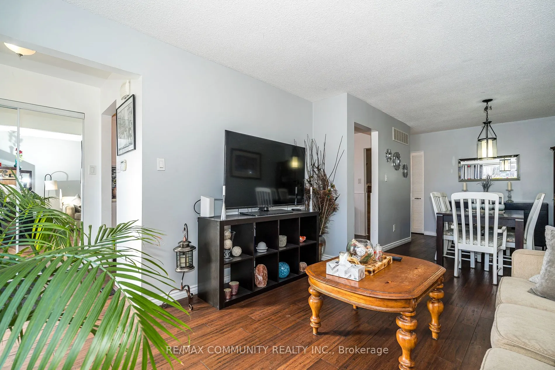 506 Lanark Dr