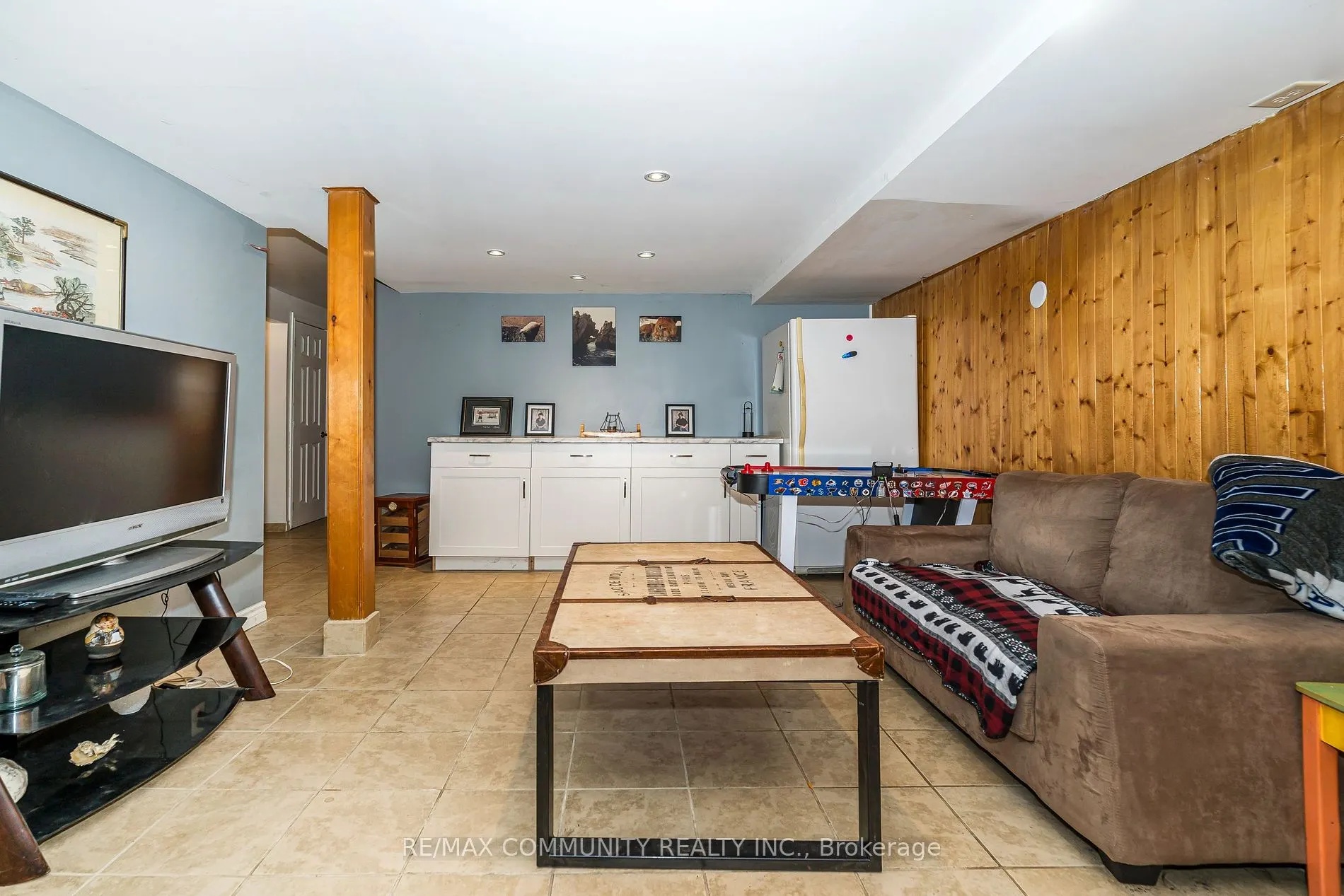 506 Lanark Dr