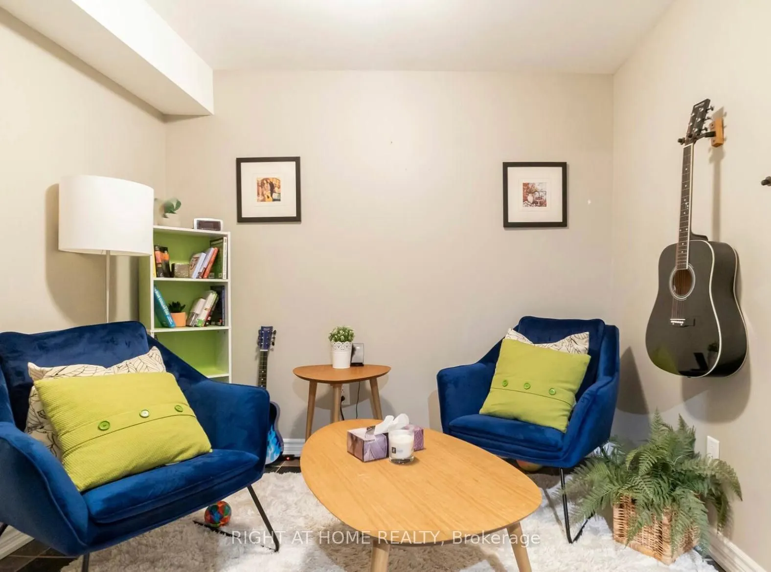 1673 Ballantrae Dr