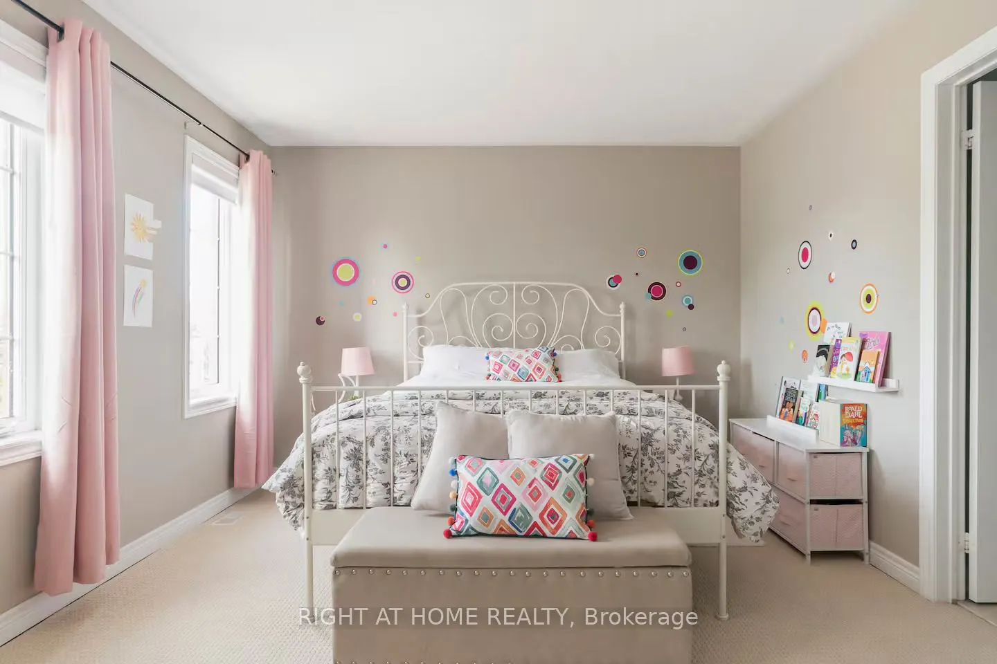 1673 Ballantrae Dr