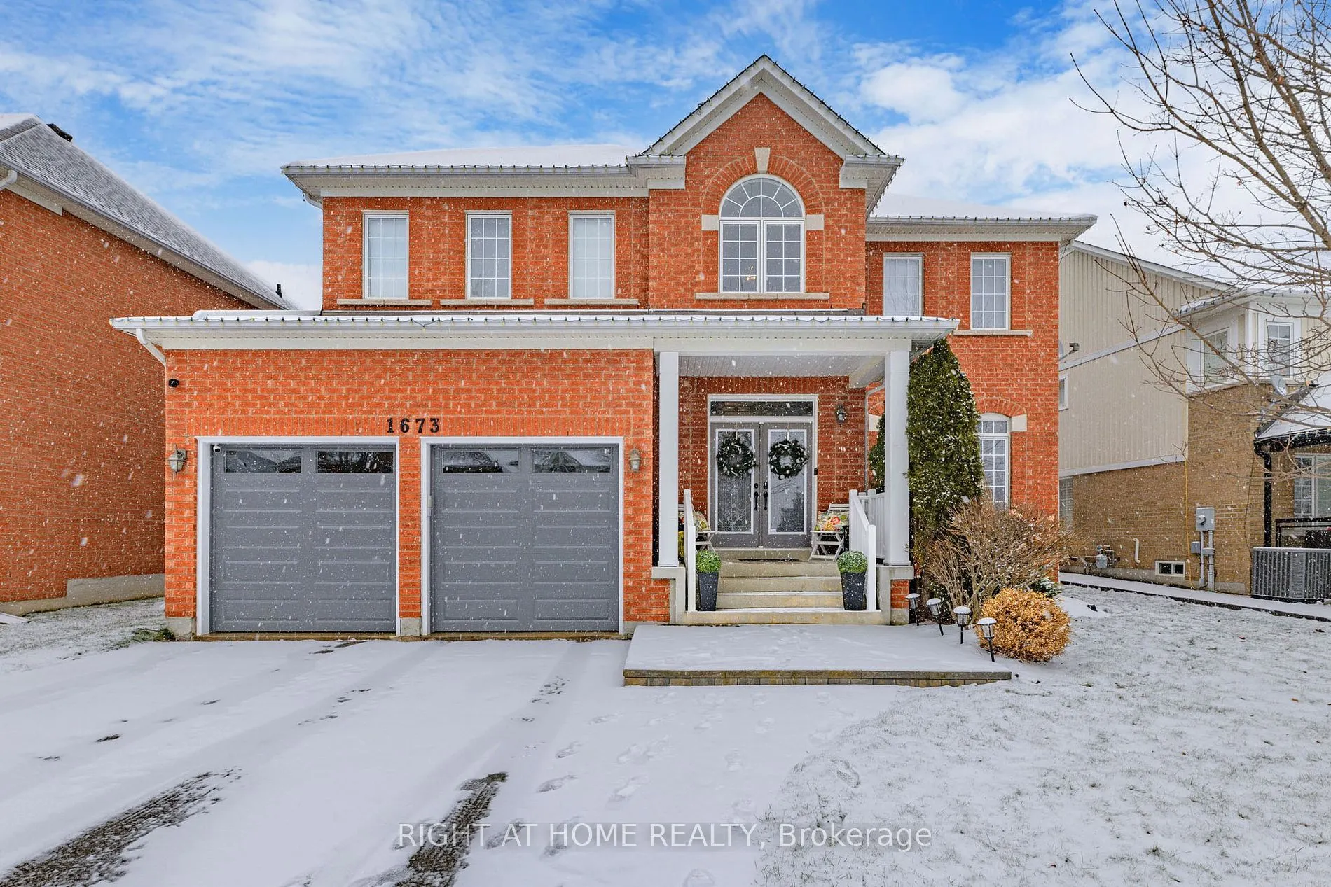 1673 Ballantrae Dr