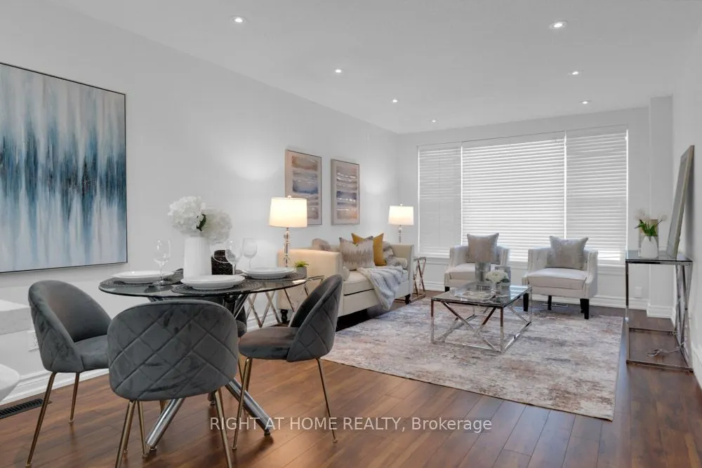 135 Queensbury Ave