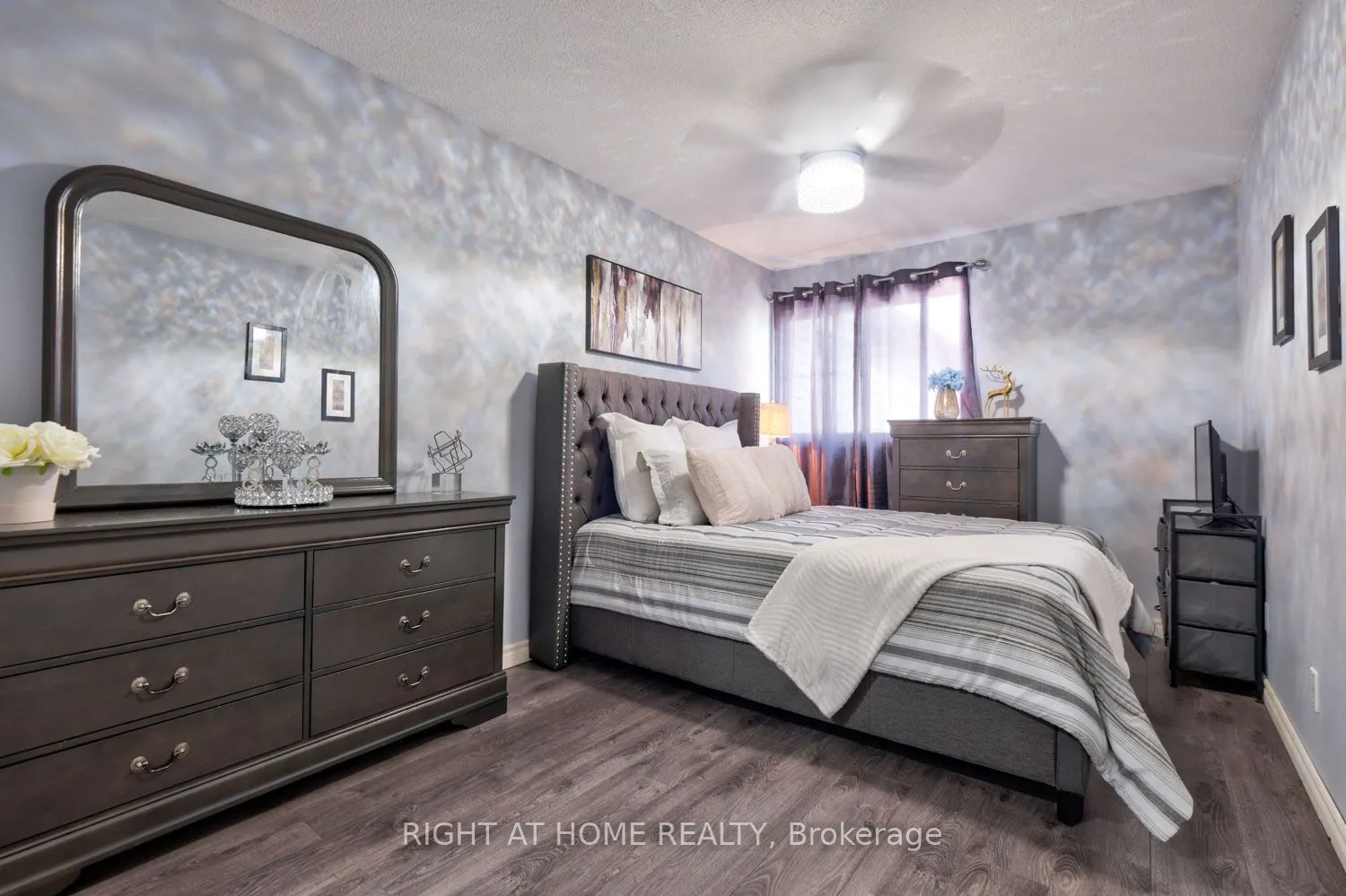 960 Glen Street, #68