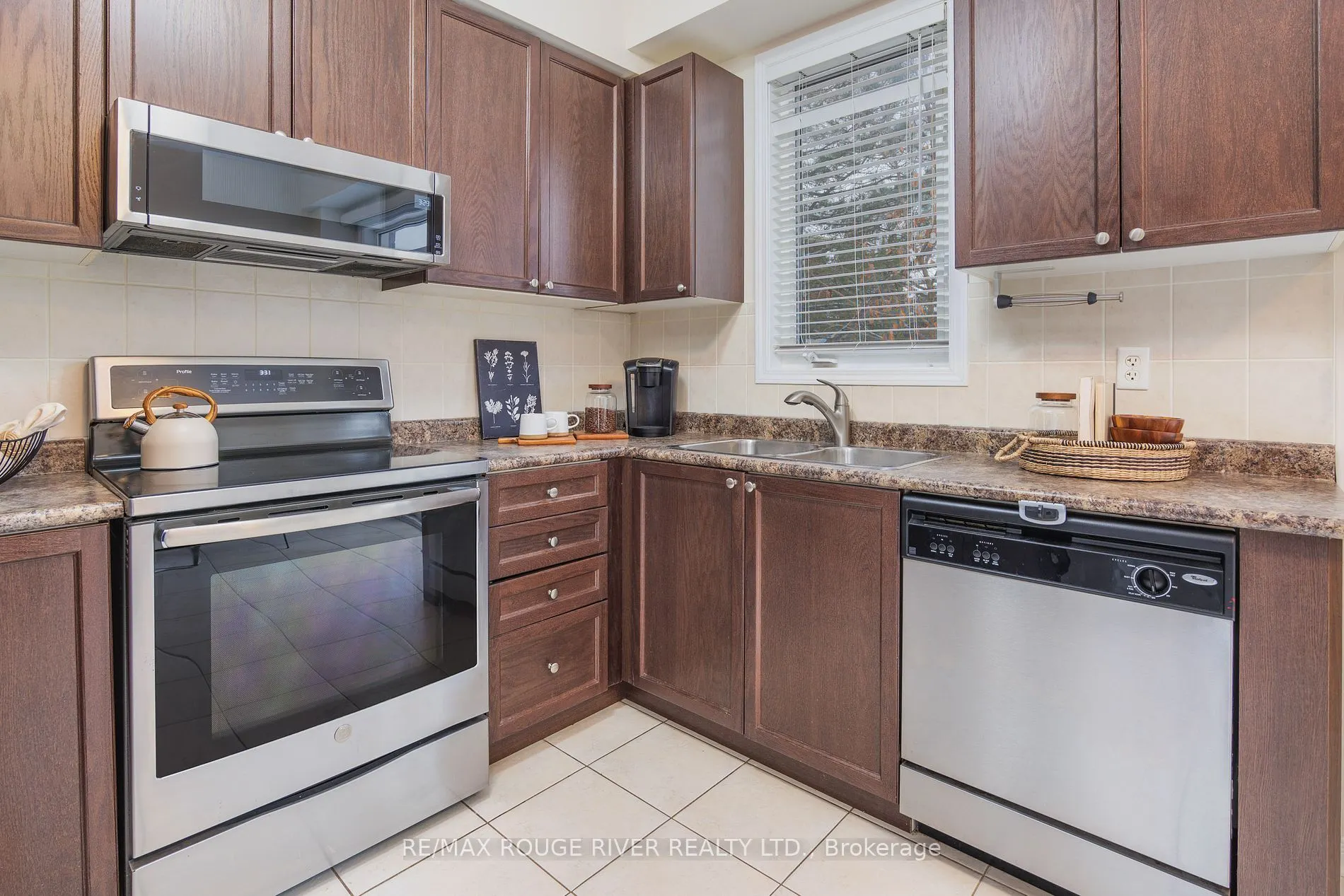 530 Kingston Rd, #16