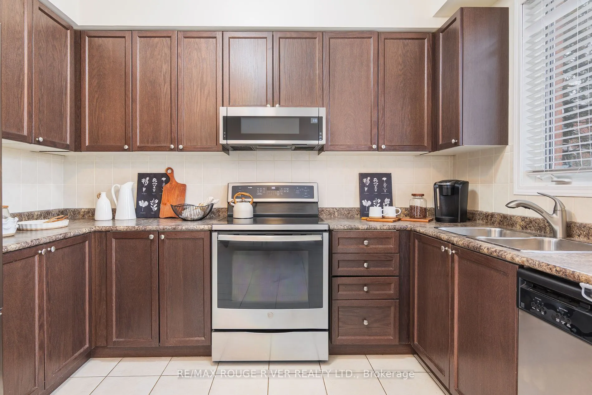 530 Kingston Rd, #16