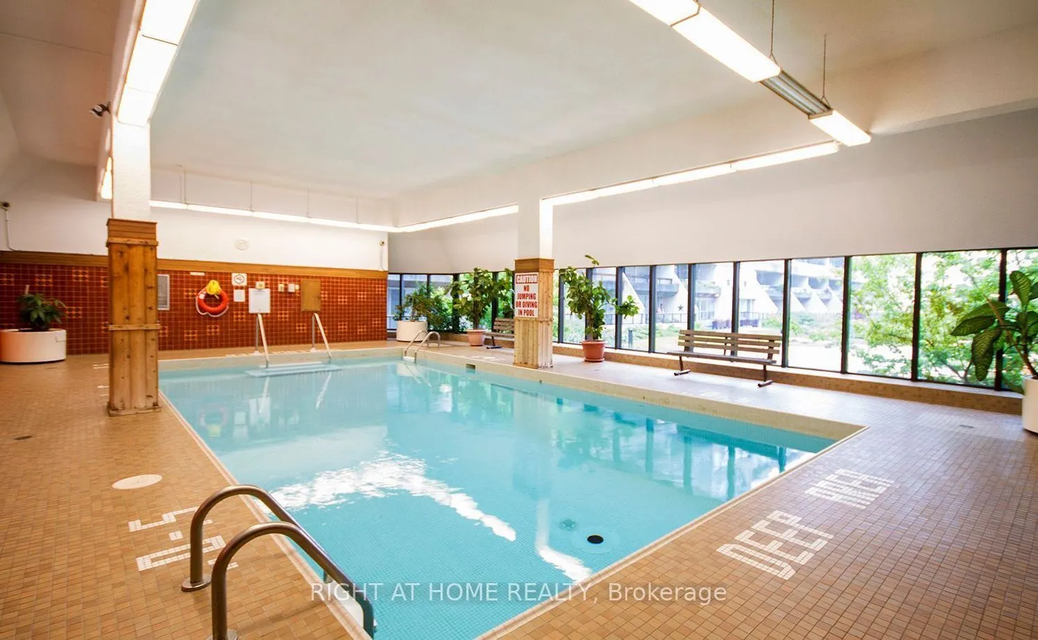 55 William St E, #908