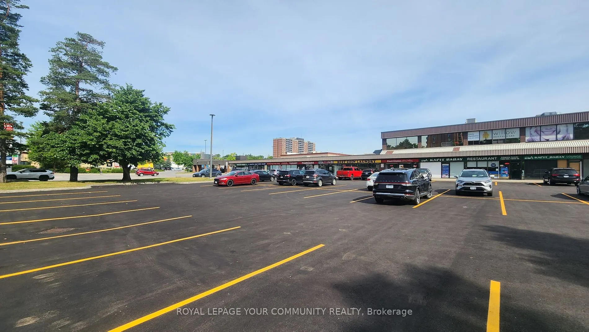 4218 Lawrence Avenue, #213