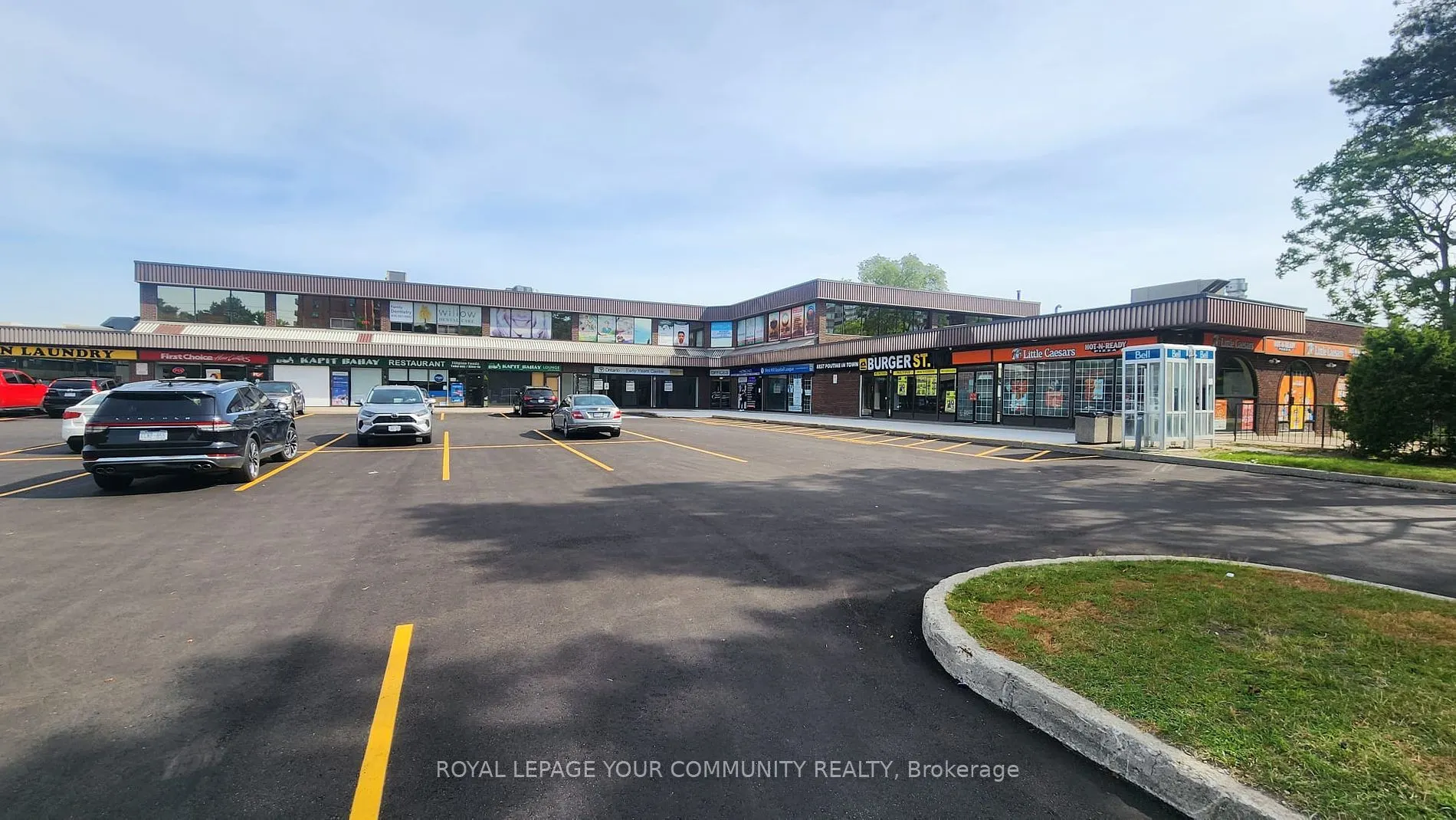 4218 Lawrence Avenue, #213