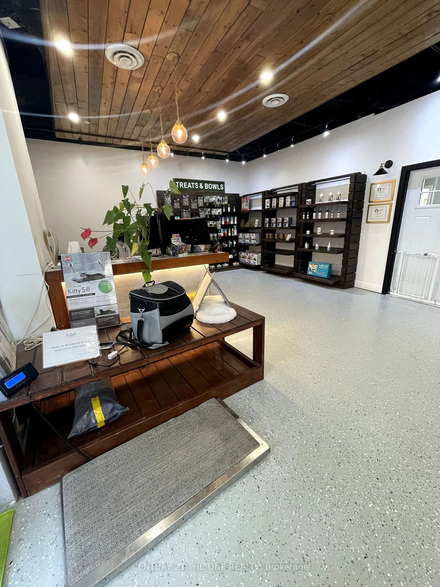 1089 Kingston Road, #8
