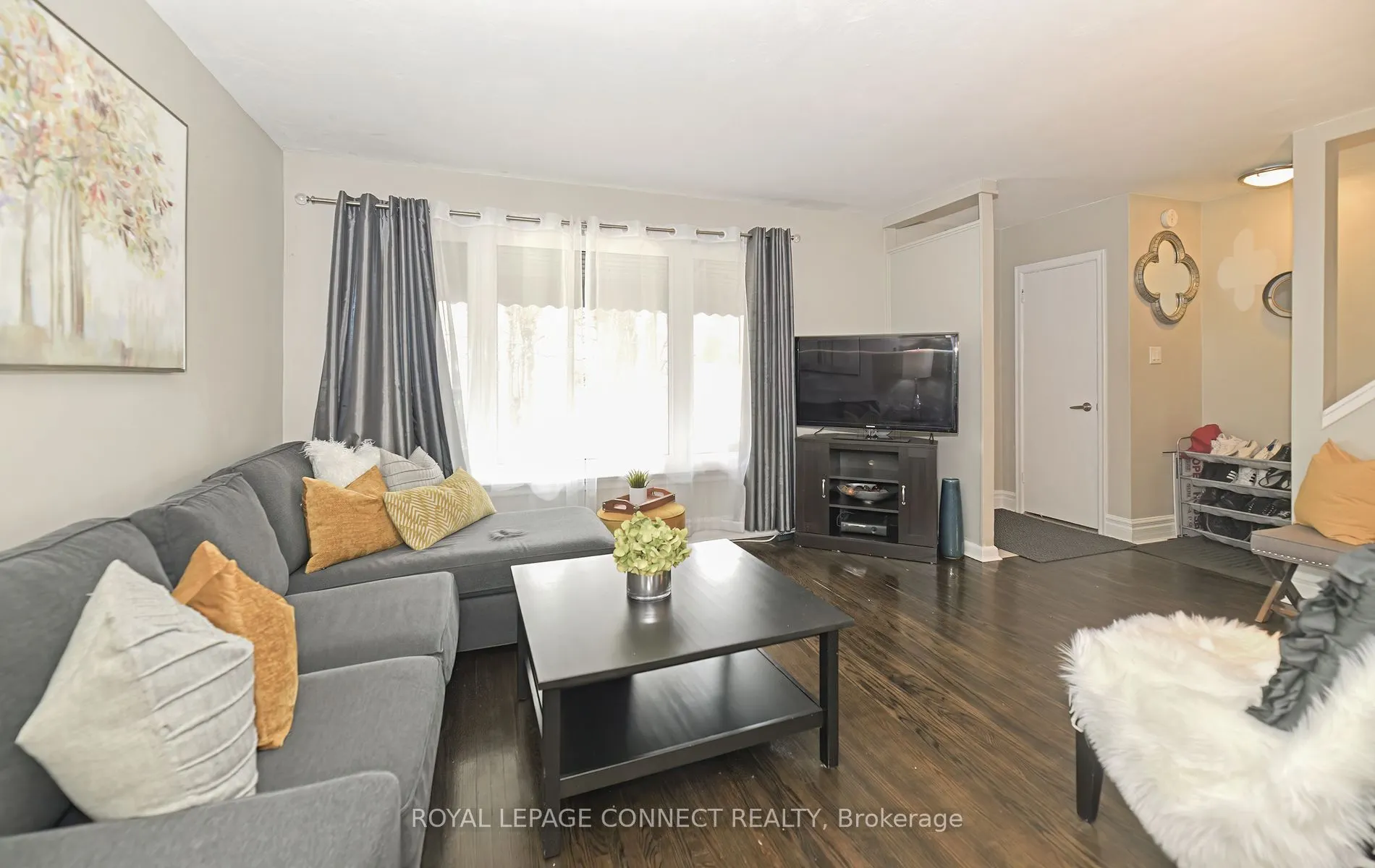 111 Chestnut Cres