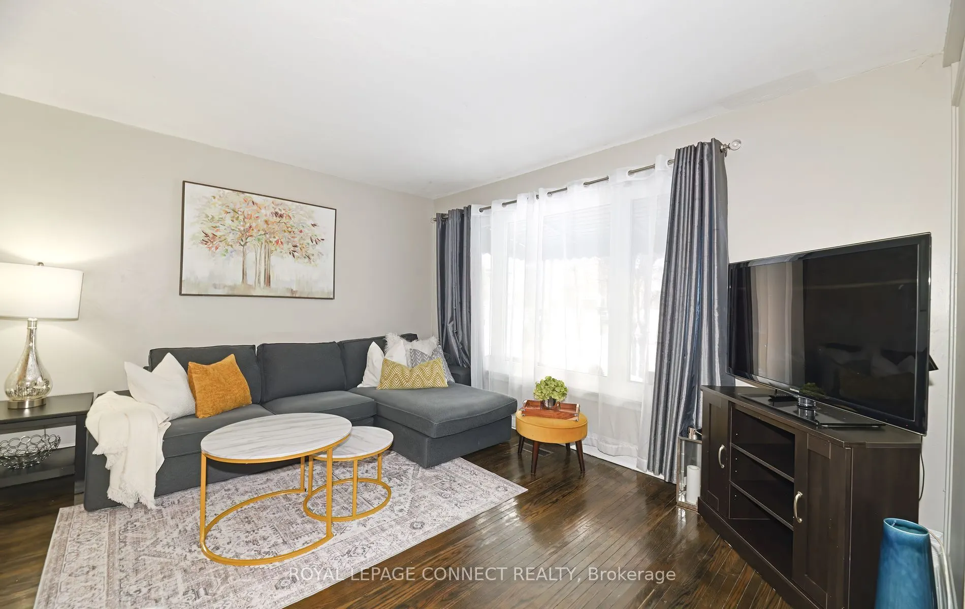 111 Chestnut Cres