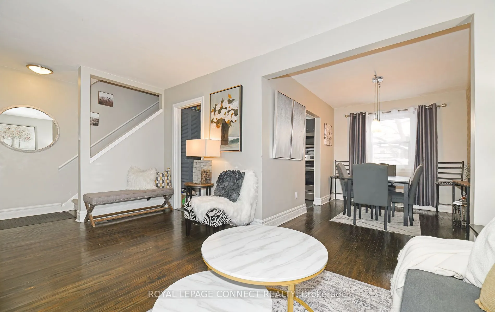 111 Chestnut Cres