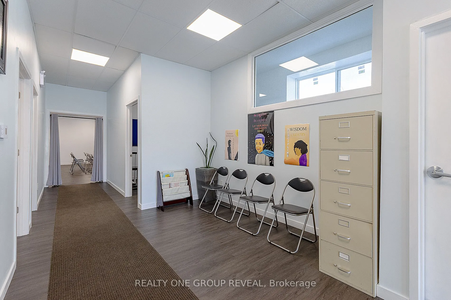 524 Simcoe Street S