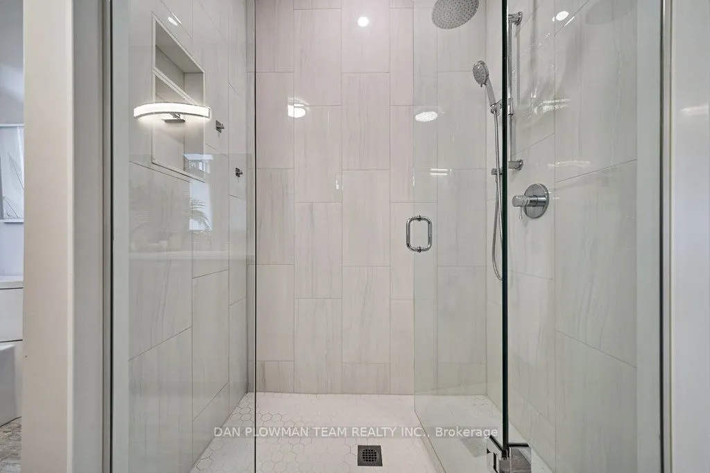 4605 Hancock Rd