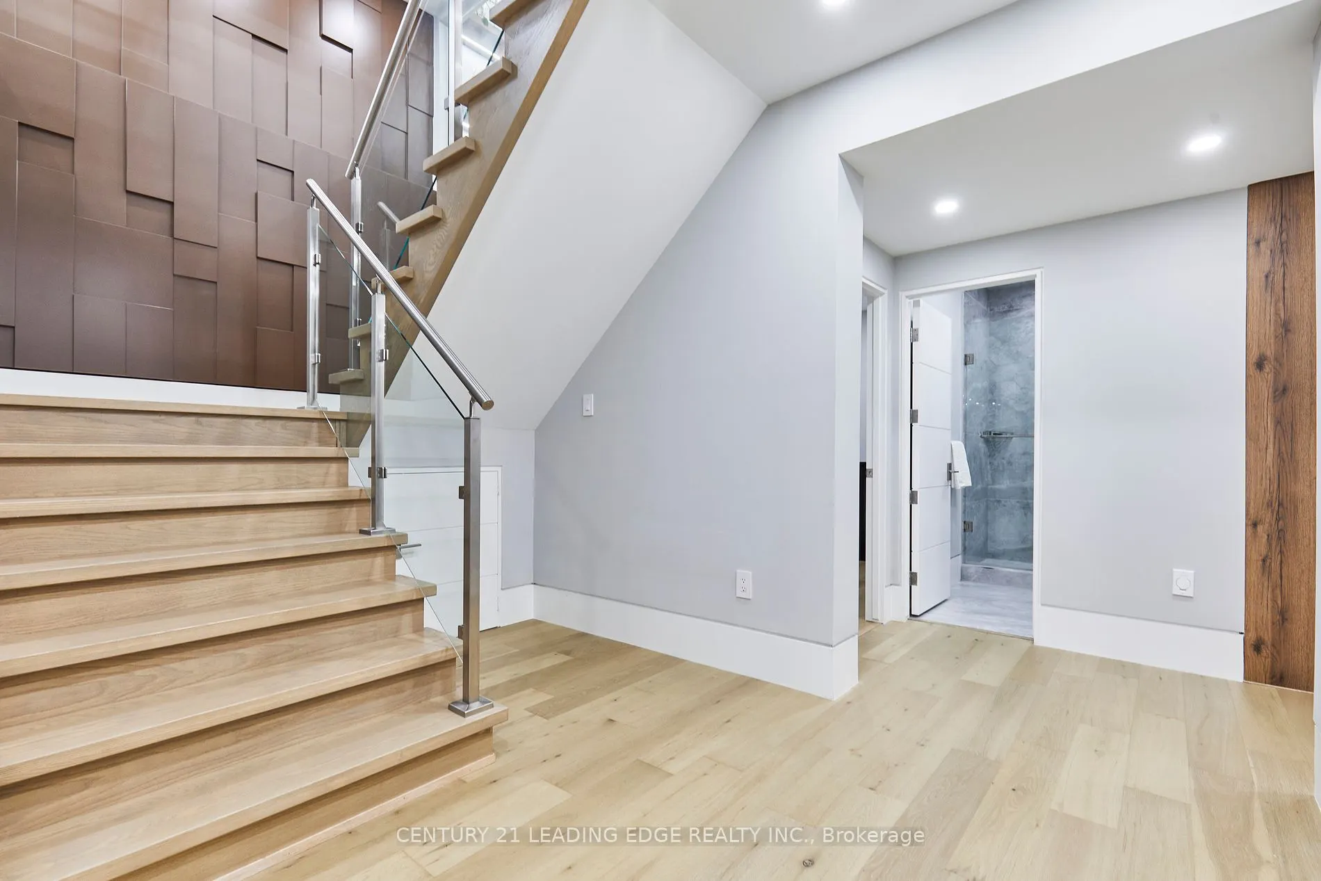 11 Brooklawn Ave
