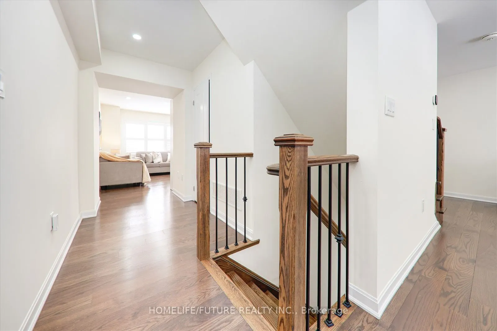 2412 Fall Harvest Cres