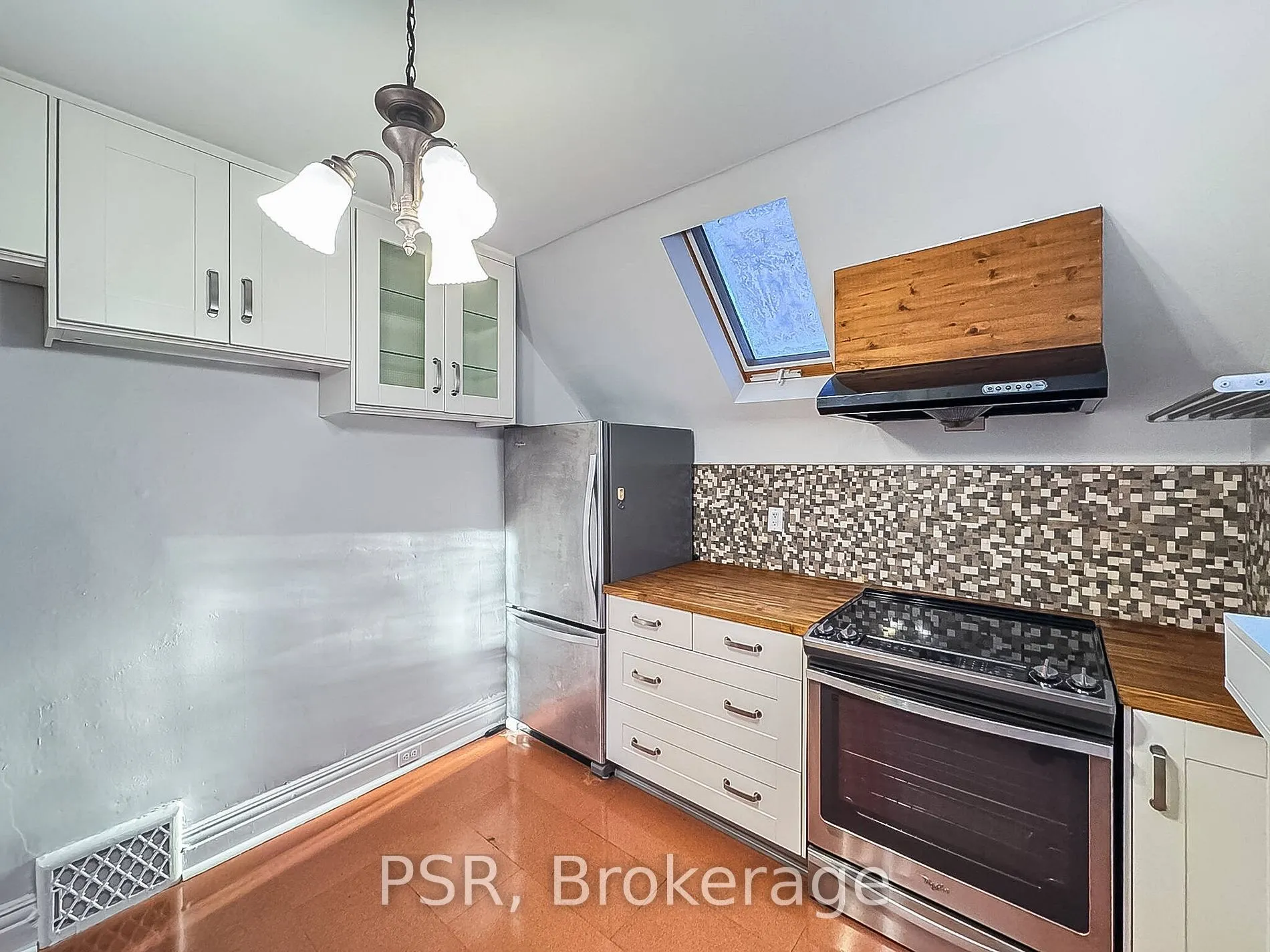79 Wembley Dr, #Upper