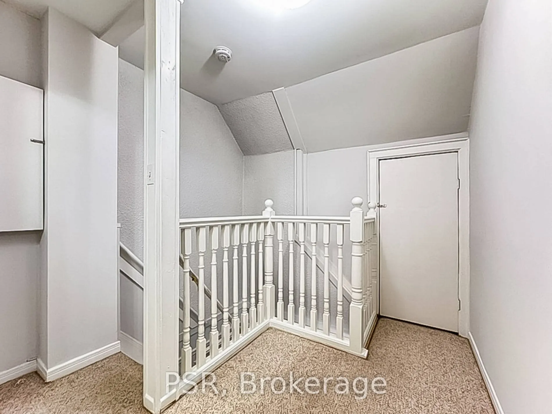 79 Wembley Dr, #Upper