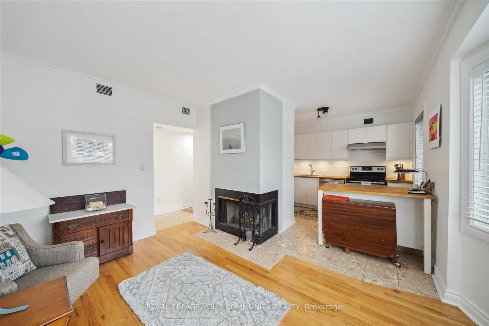 60 Kippendavie Ave, #201