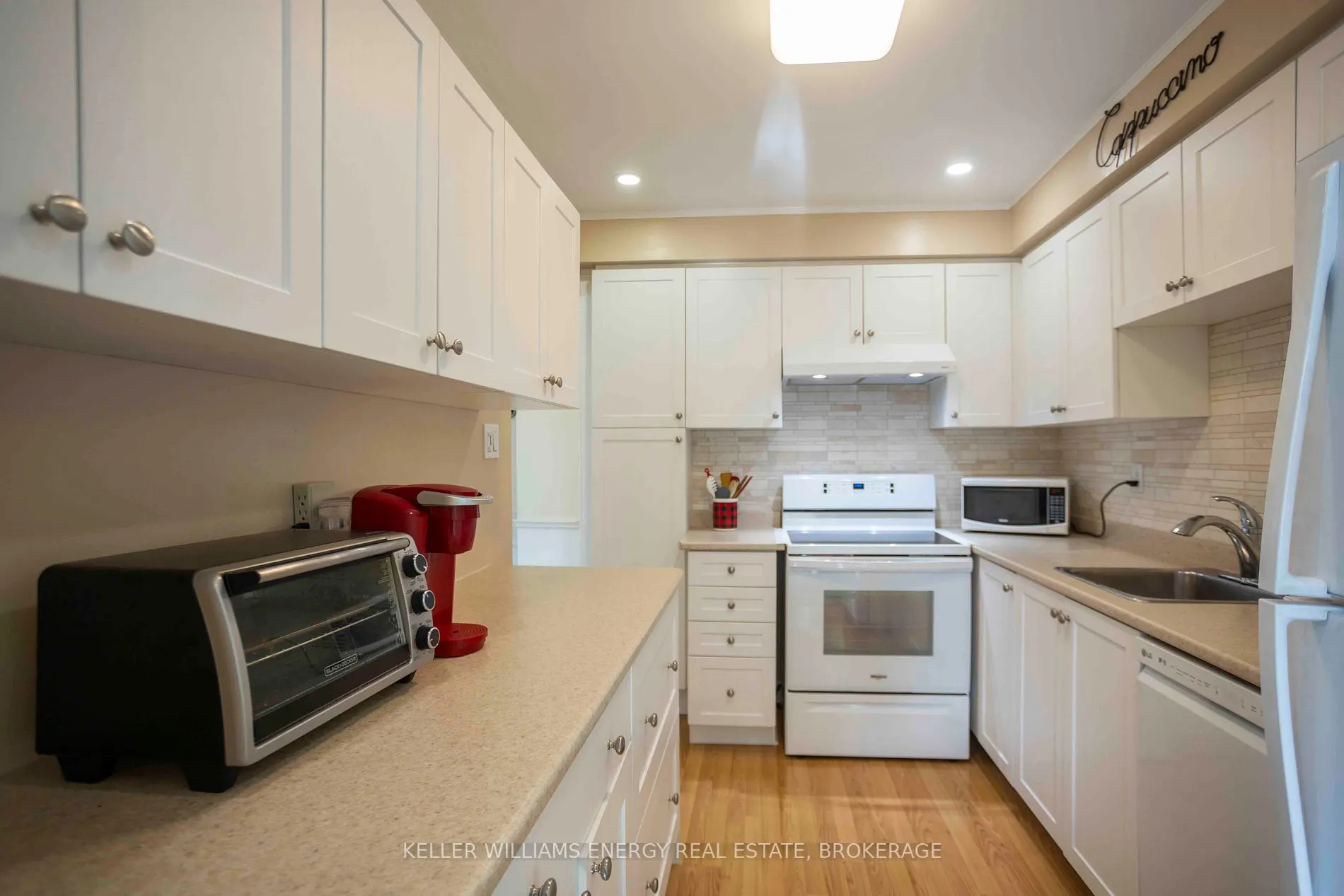 10 Bassett Blvd, #186