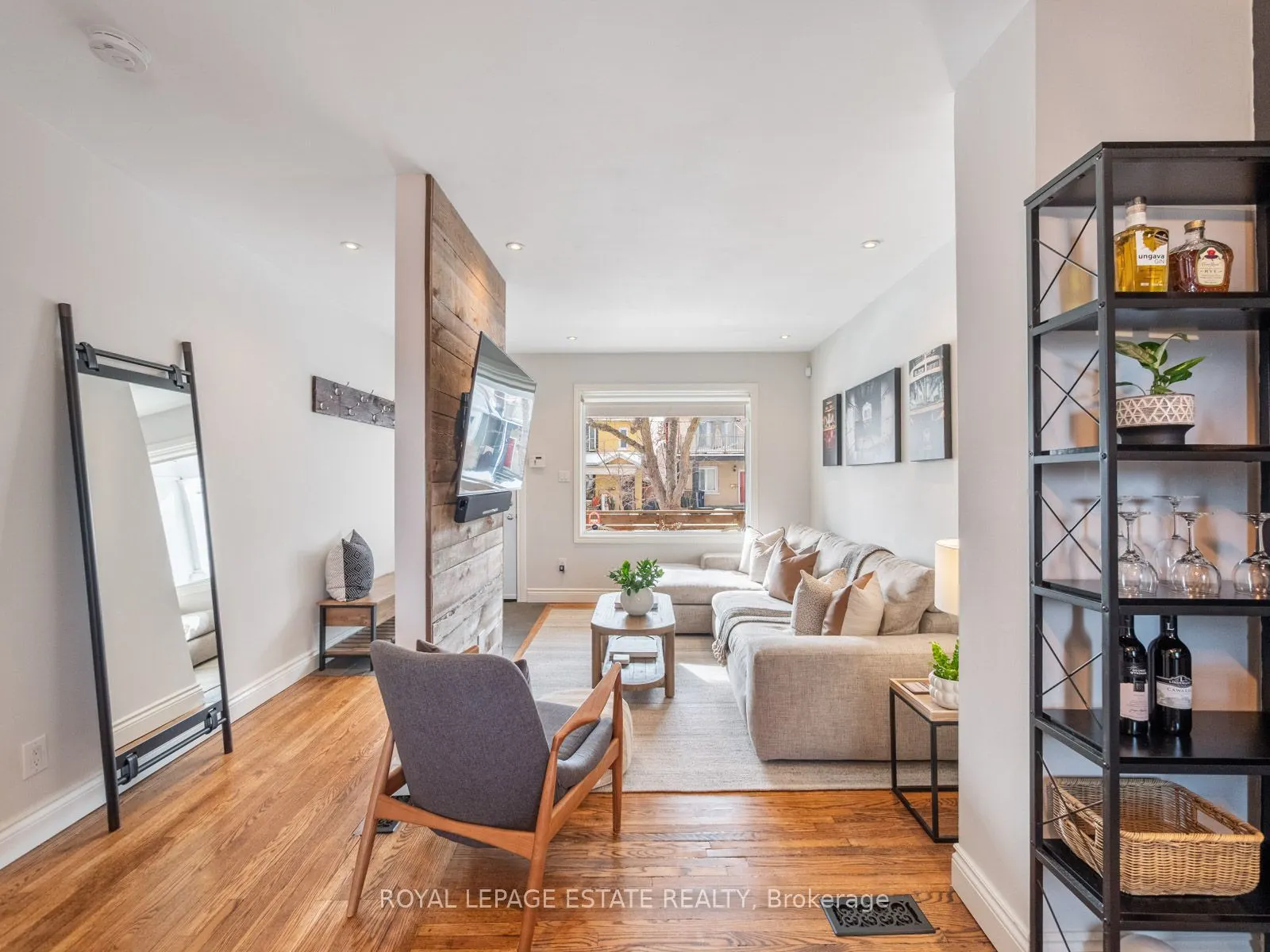 3 Seymour Ave