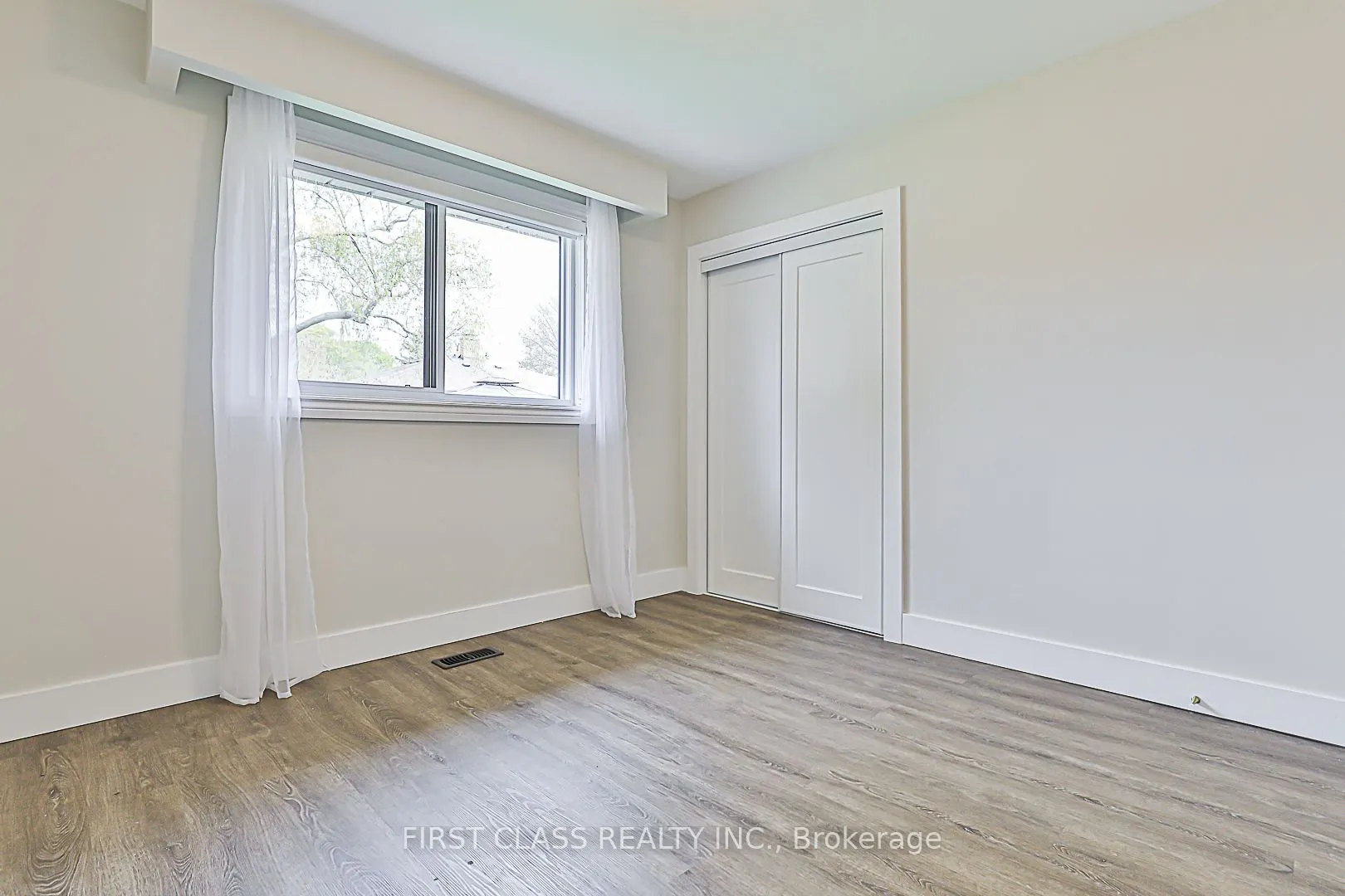 24 Fintona Avenue