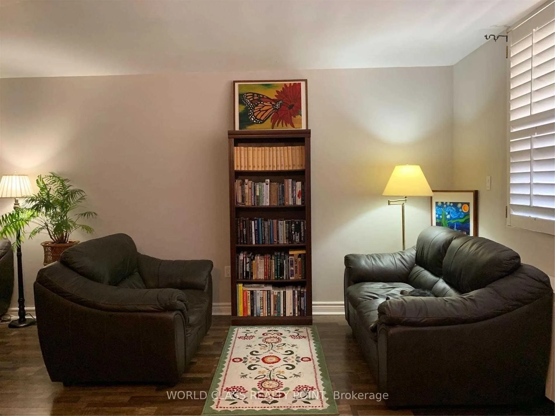 3420 Eglinton Avenue E, #807