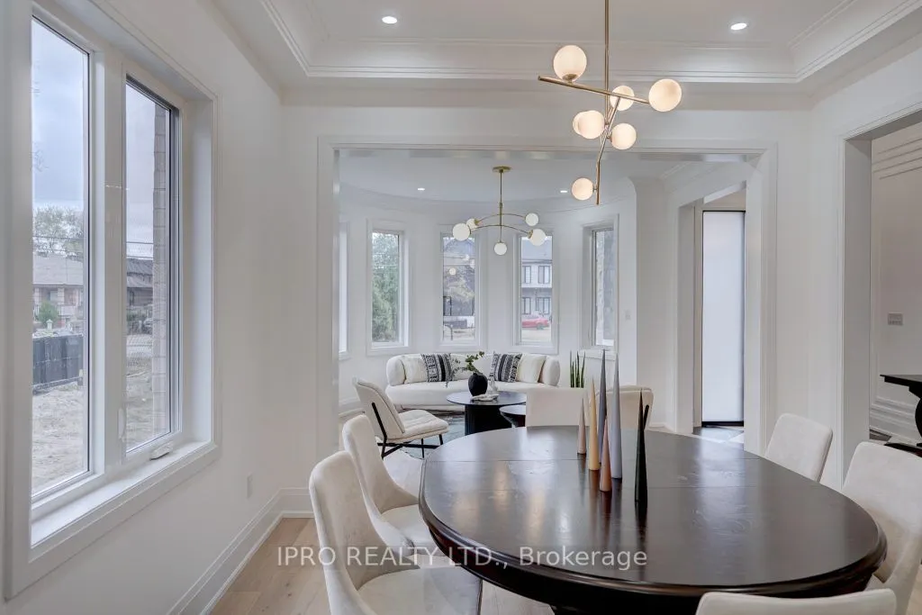 12 Euclid Avenue
