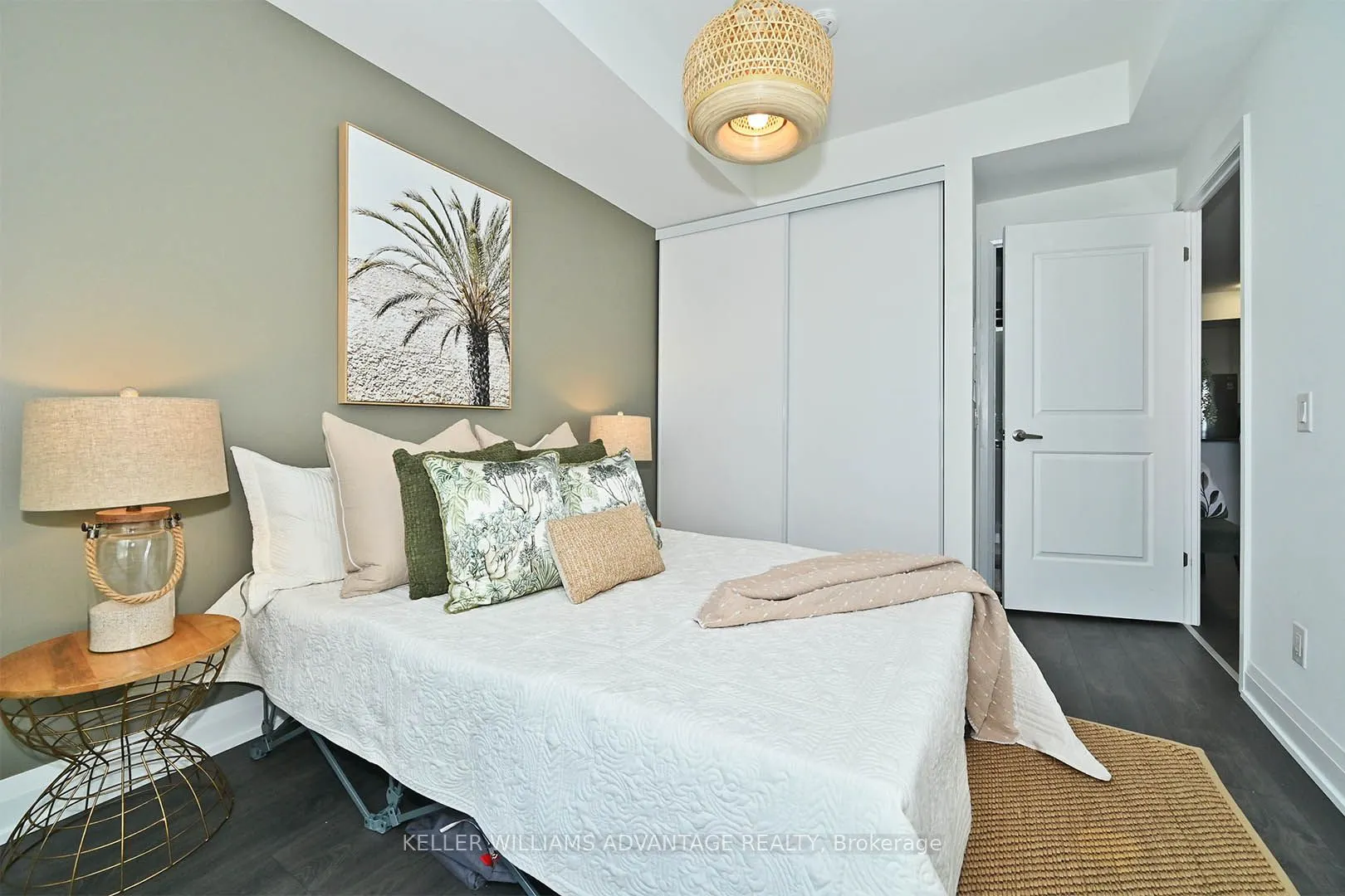 3655 Kingston Road, #816