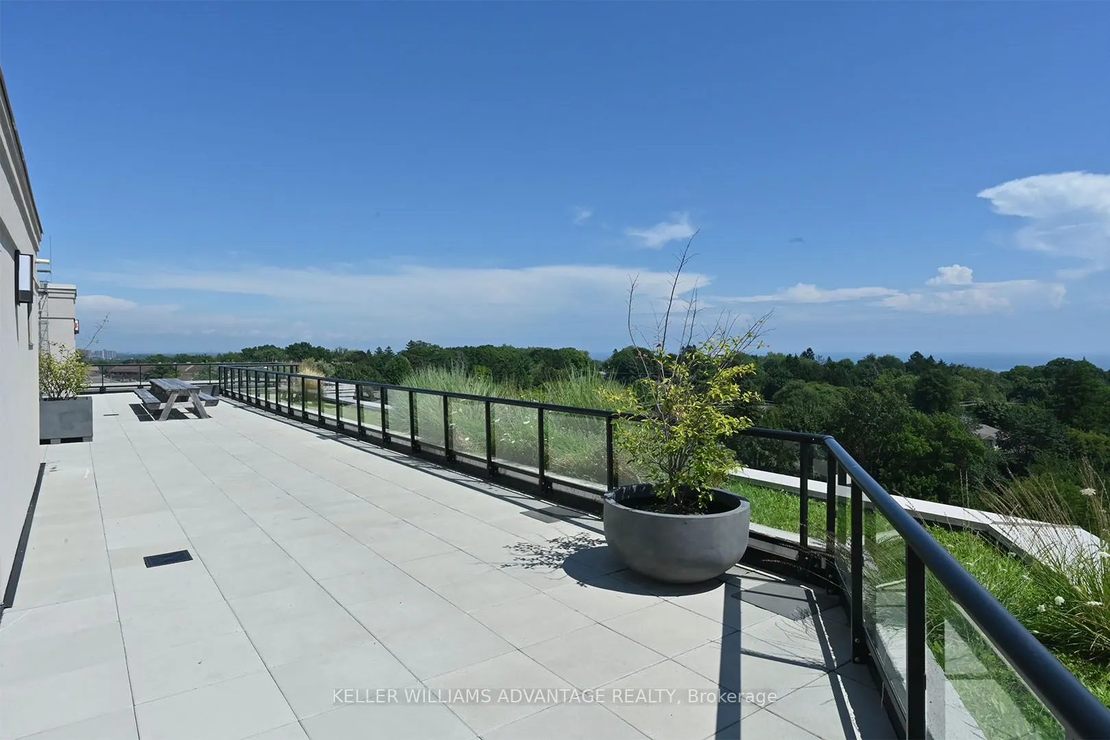 3655 Kingston Road, #816