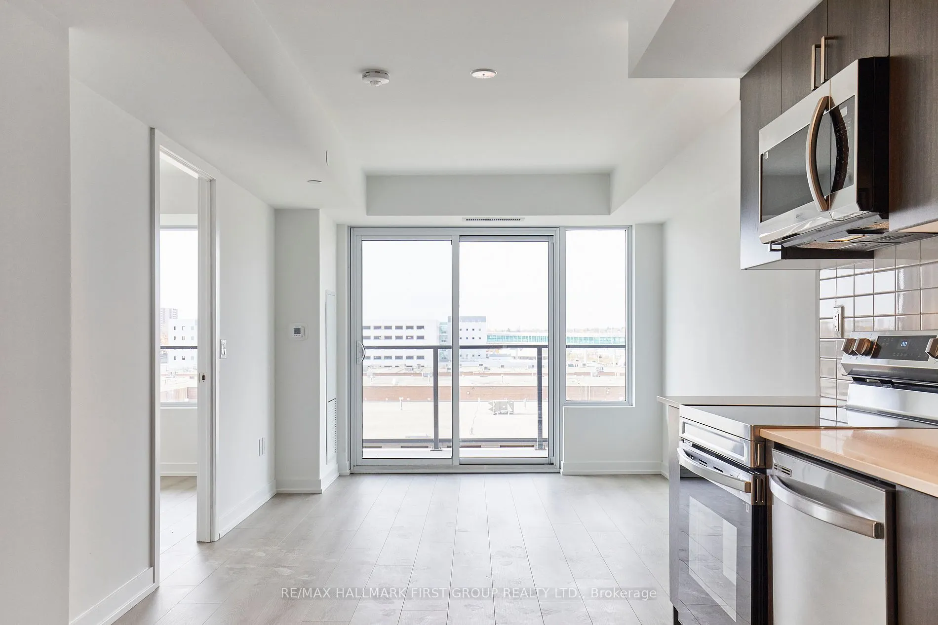 1435 Celebration Drive, #517