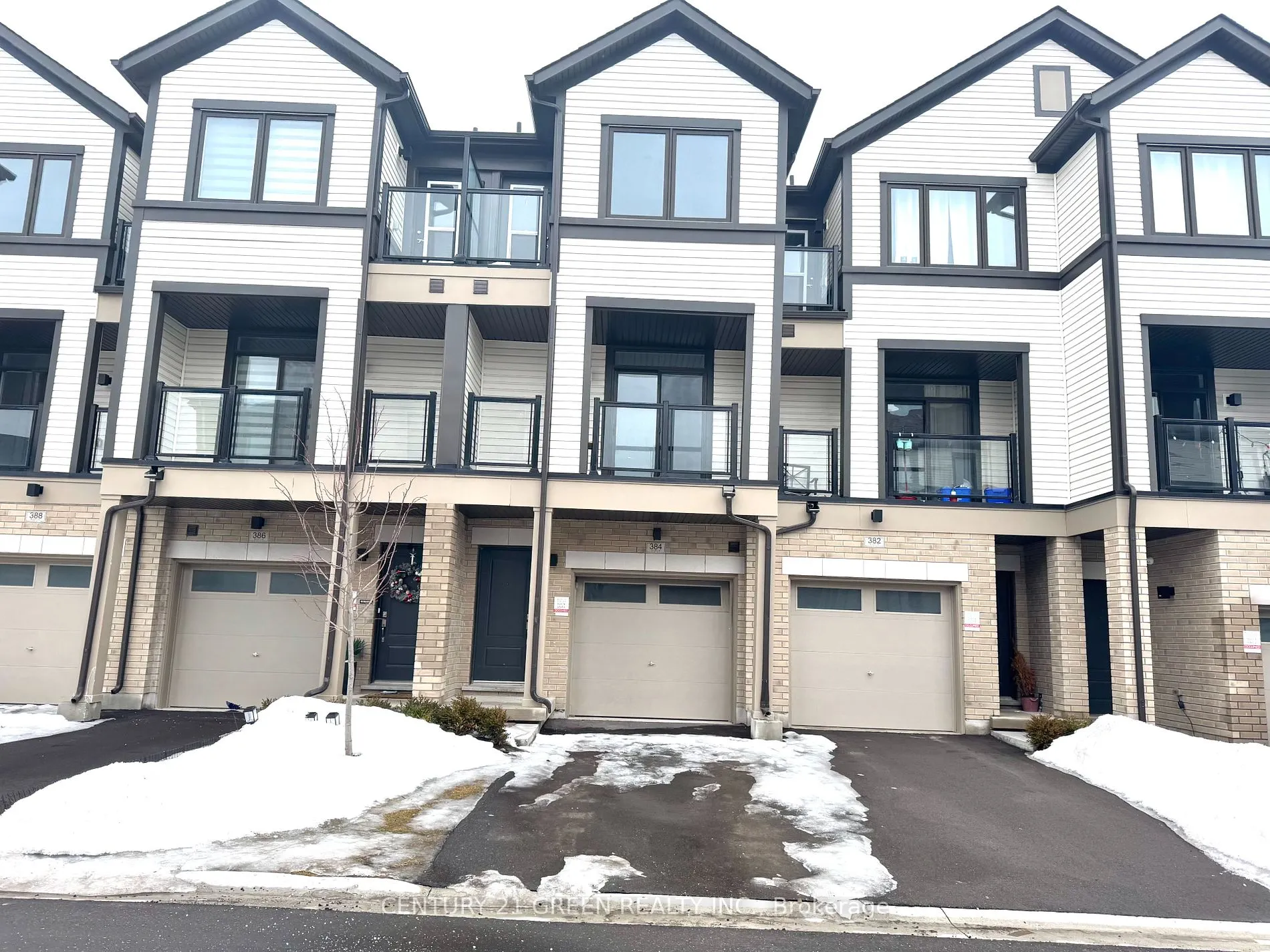 384 Okanagan Path
