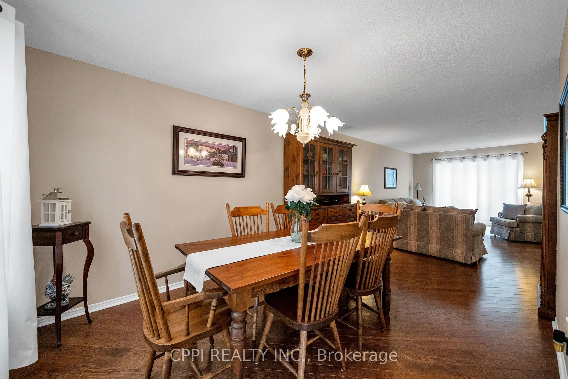1566 Somergrove Crescent