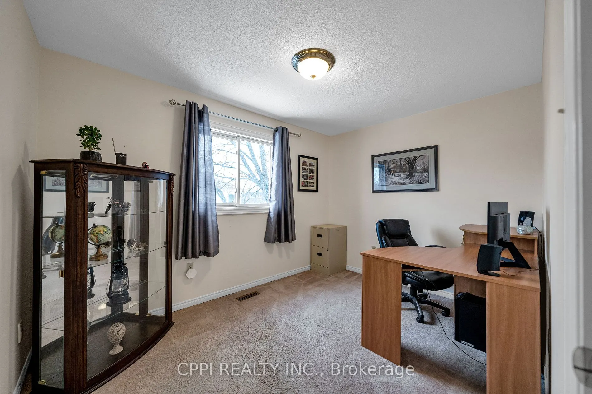 1566 Somergrove Crescent