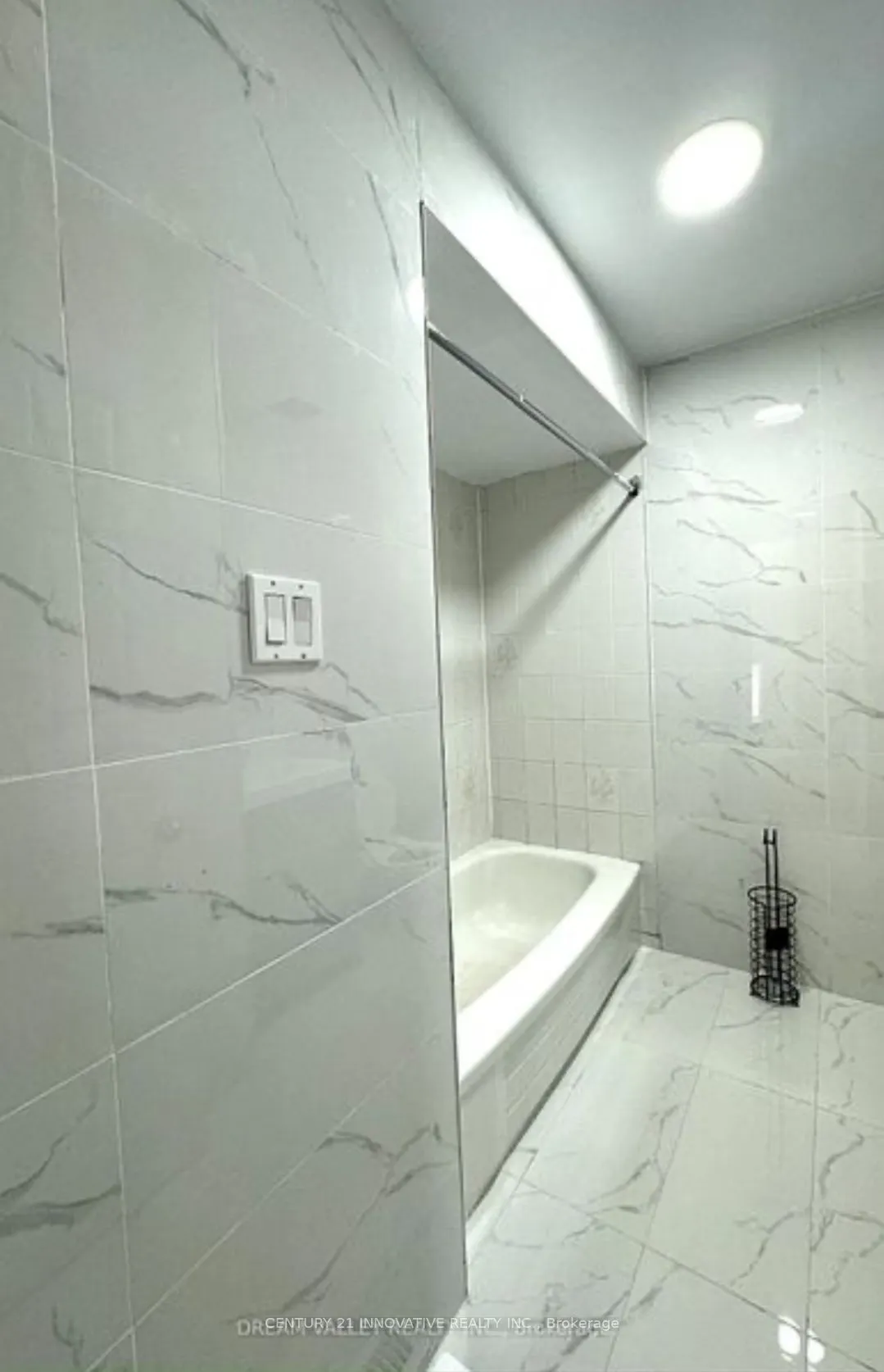 122 Natal Avenue, #Main