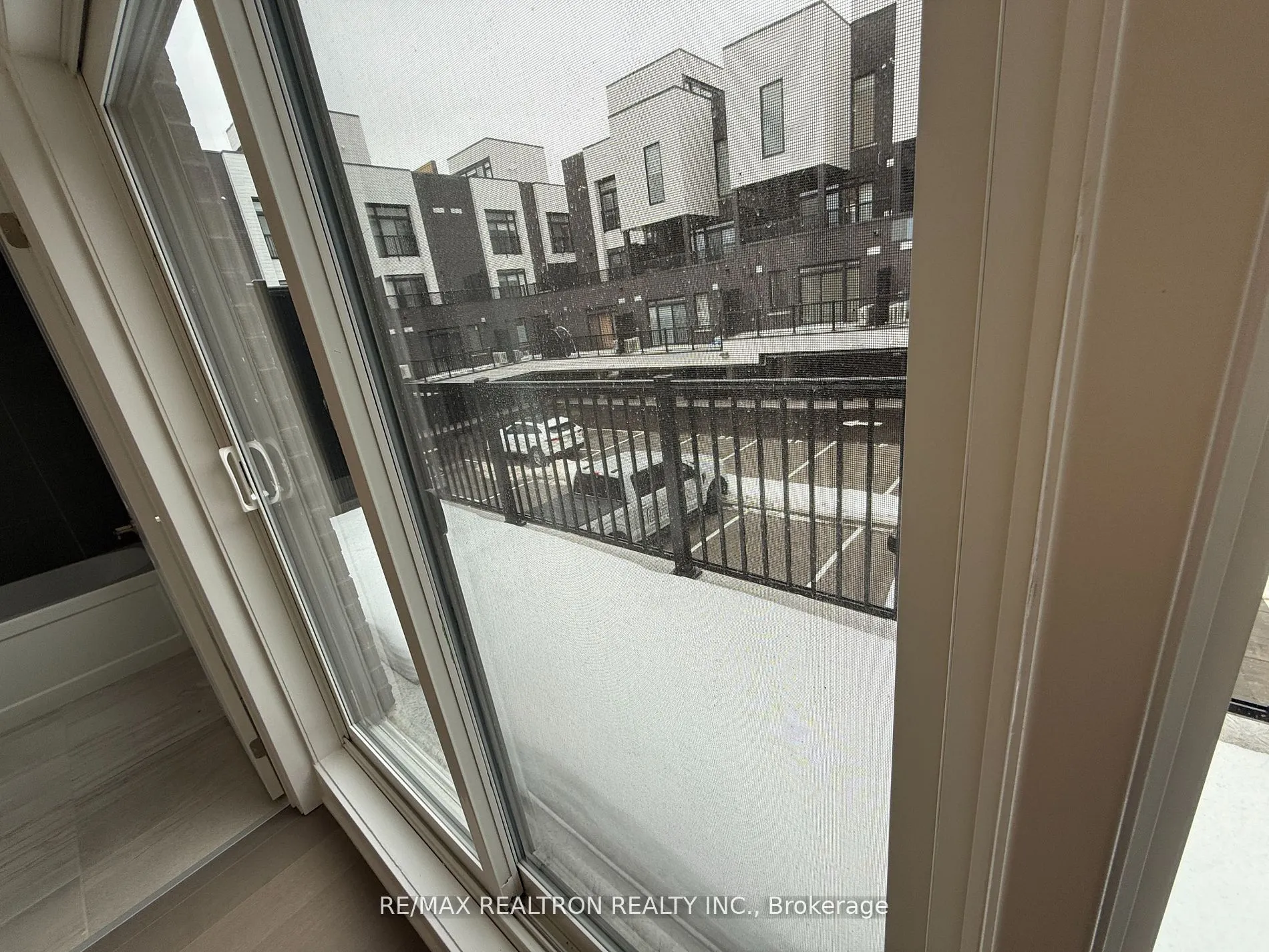 184 Angus Drive N, #5