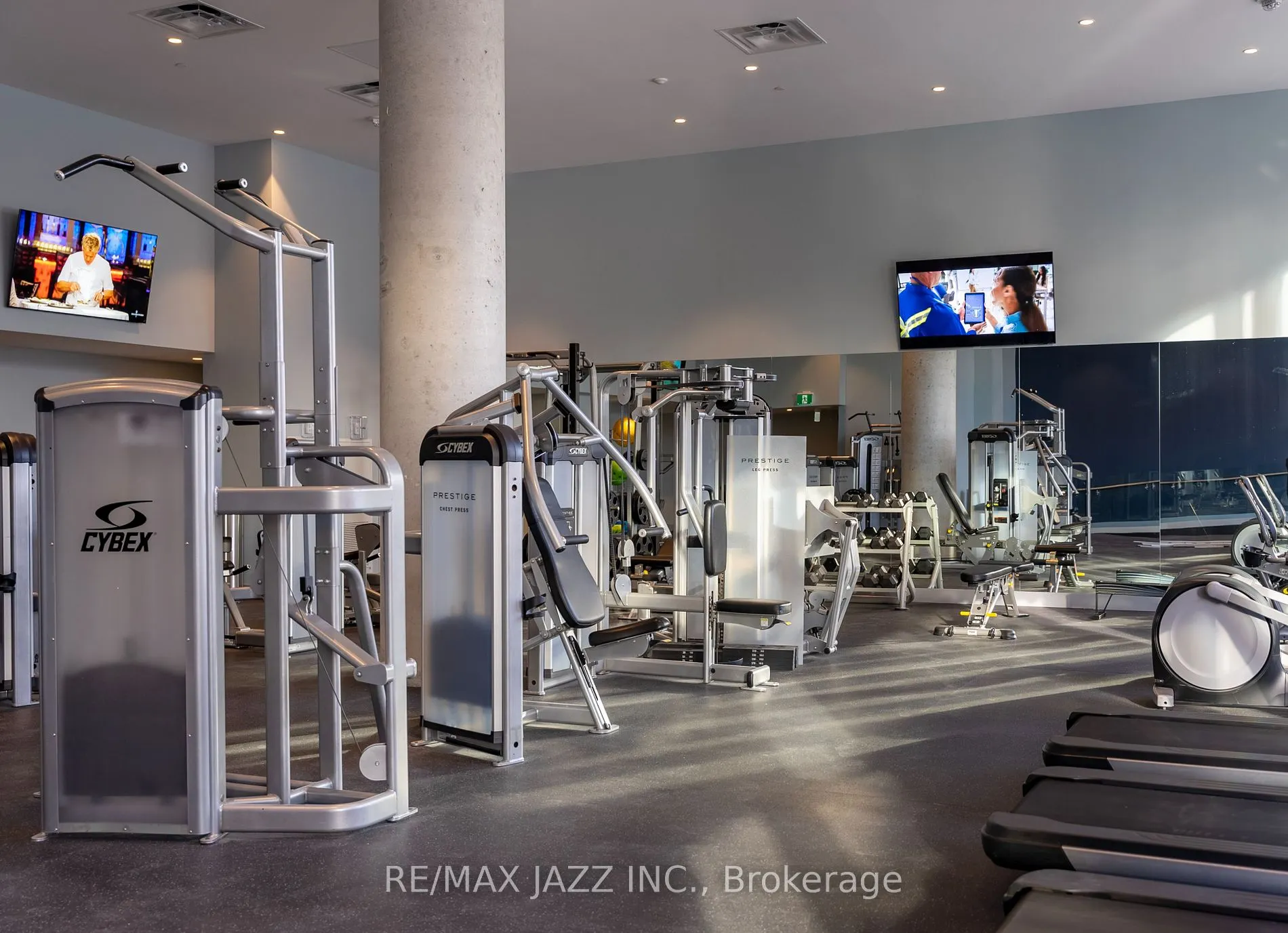 80 Bond Street E, #1501