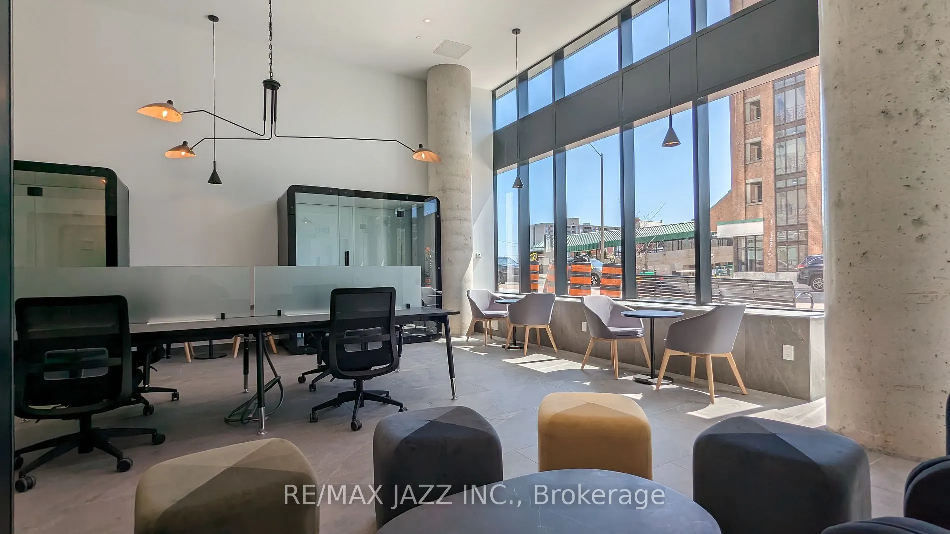 80 Bond Street E, #1501