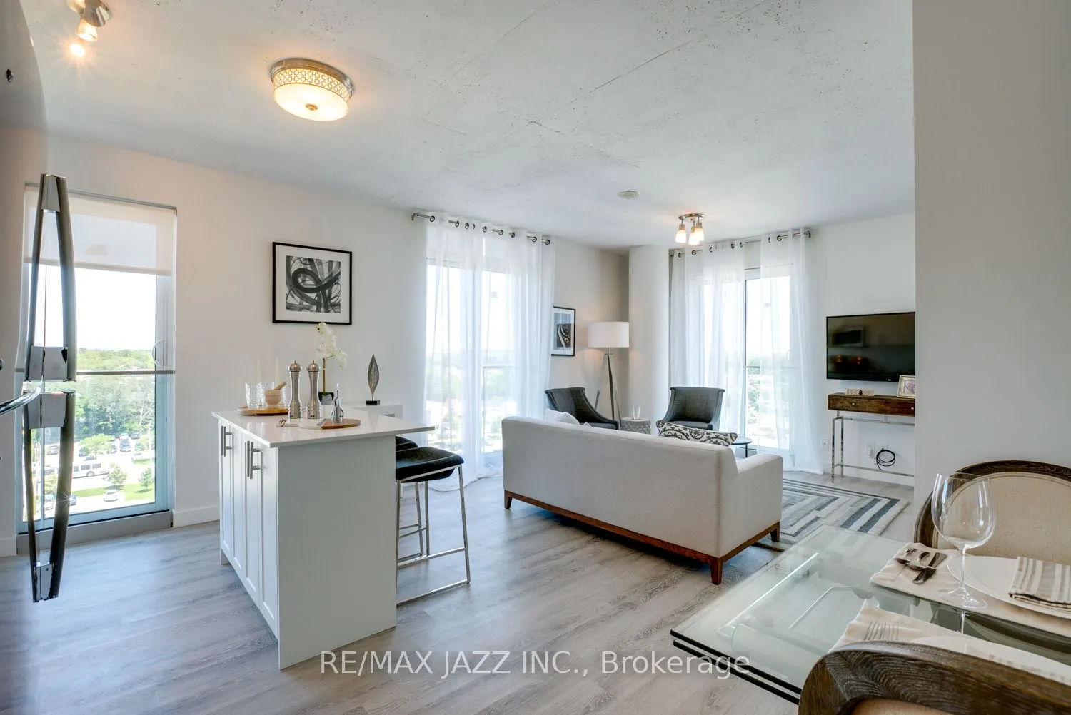 100 Bond Street E, #1206