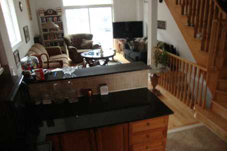 2 Fairhead Mews